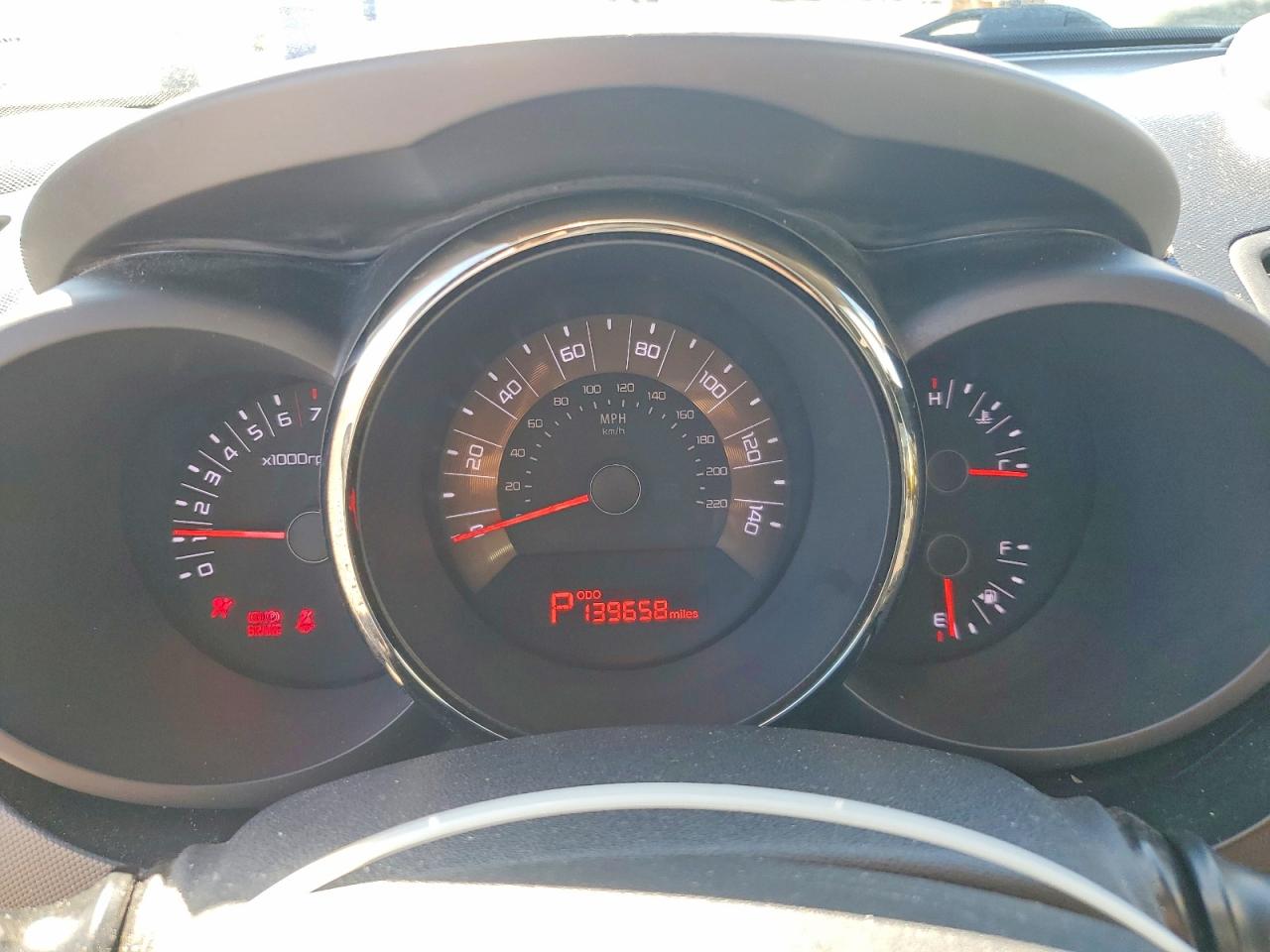 2011 Kia Soul + Silver vin: KNDJT2A26B7264499