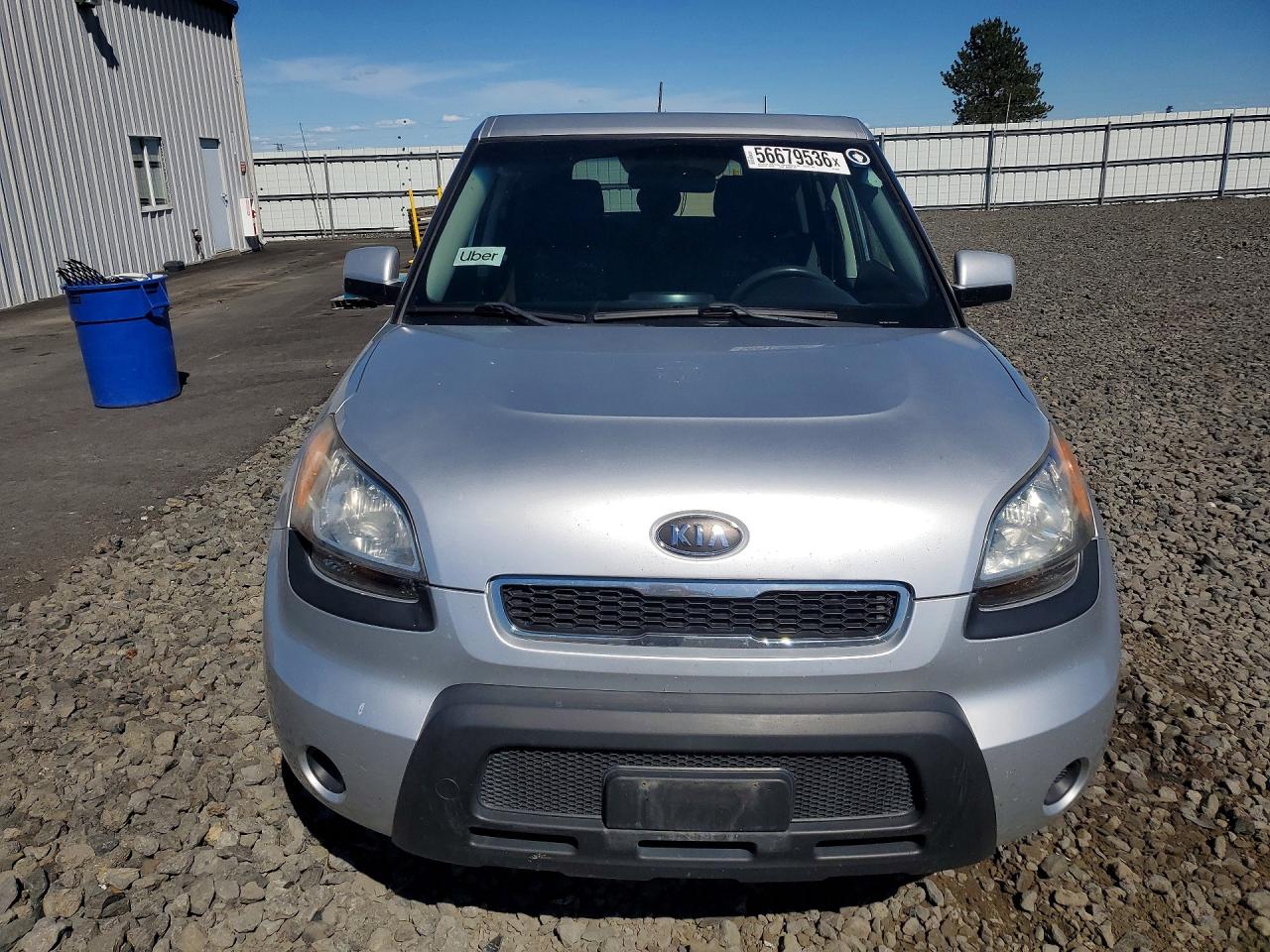 2011 Kia Soul + Silver vin: KNDJT2A26B7264499
