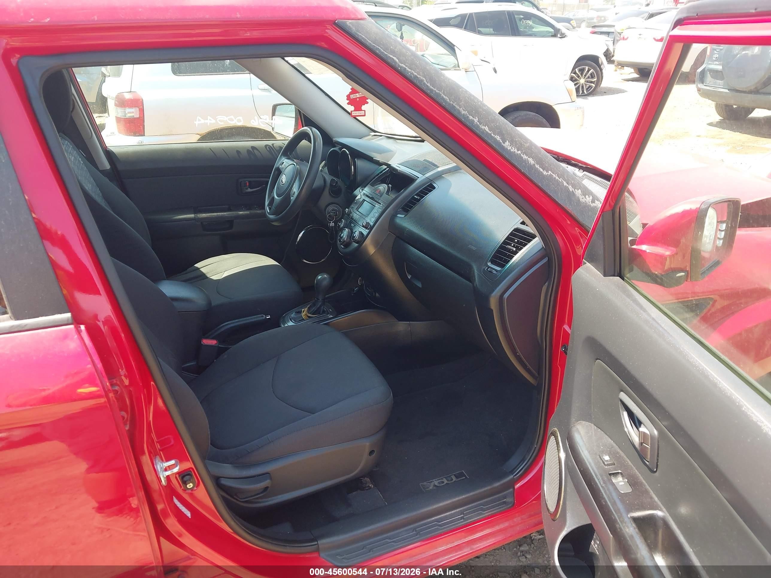2011 Kia Soul + Красный vin: KNDJT2A26B7288298