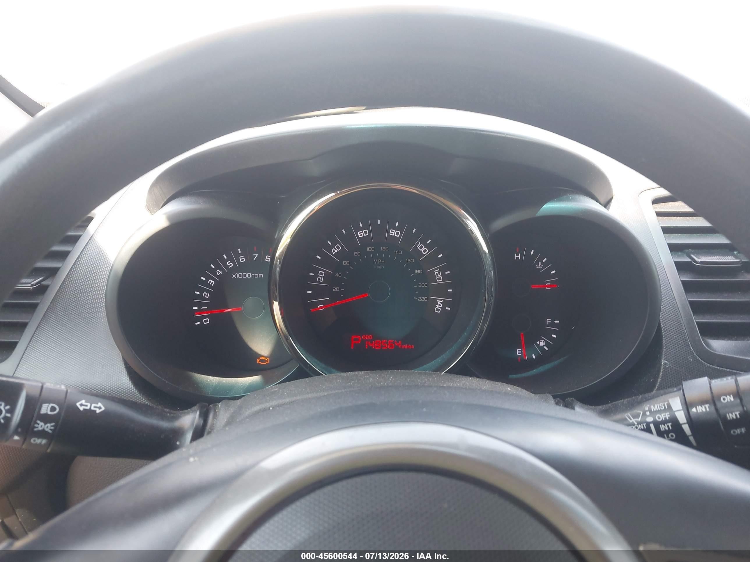 2011 Kia Soul + Красный vin: KNDJT2A26B7288298