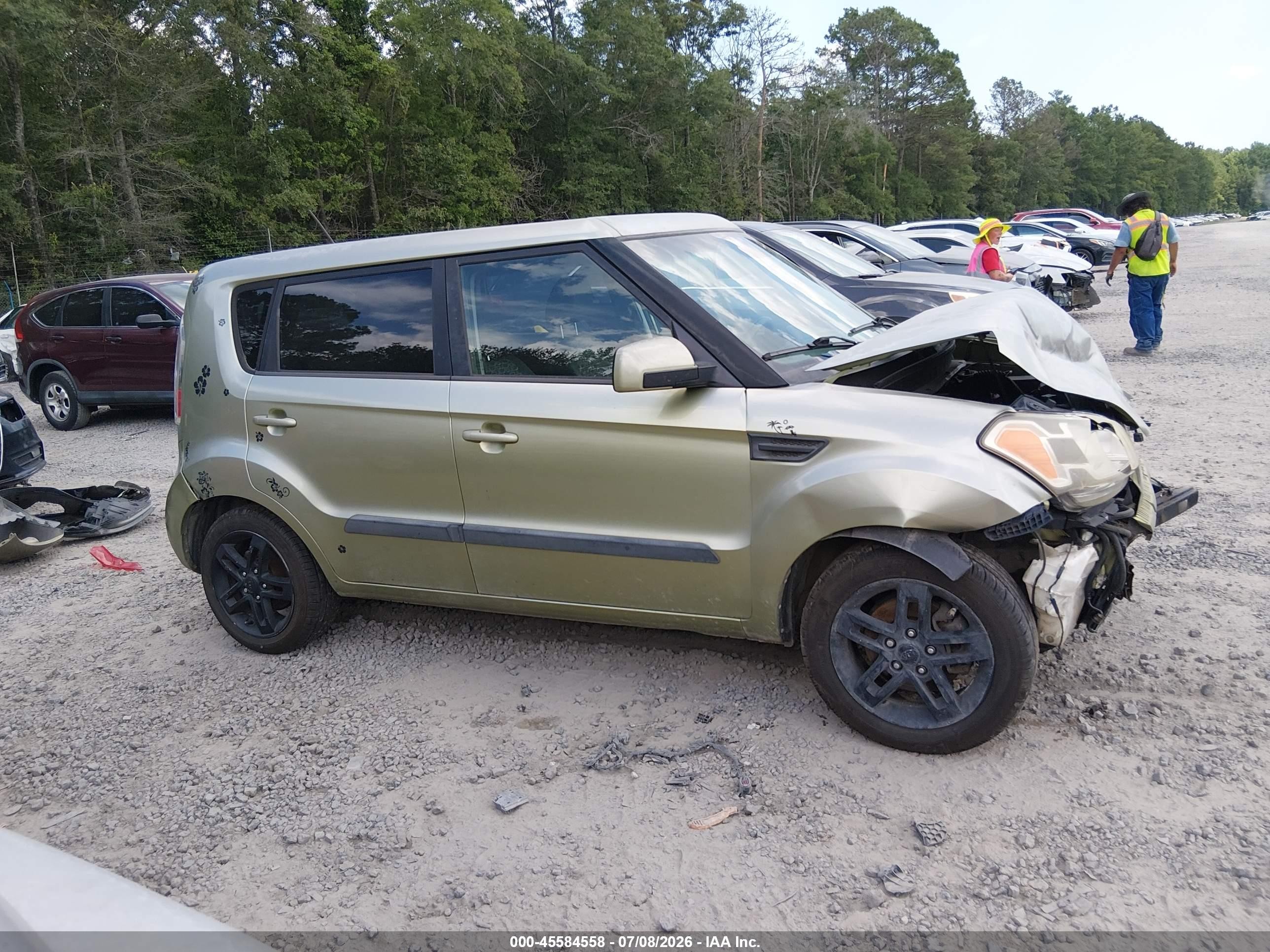 2011 Kia Soul + Green vin: KNDJT2A26B7298149