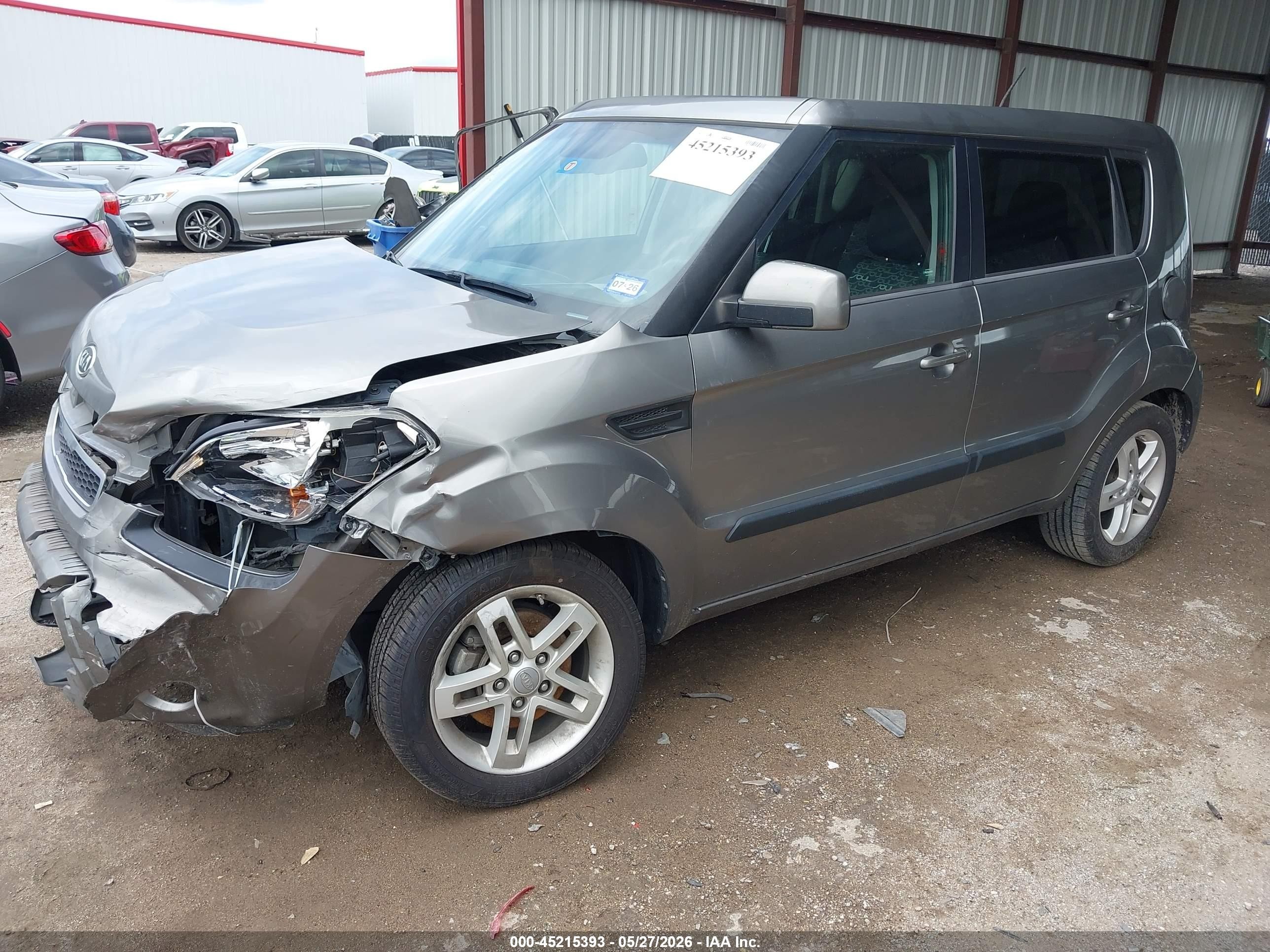 2011 Kia Soul + Gray vin: KNDJT2A26B7340402