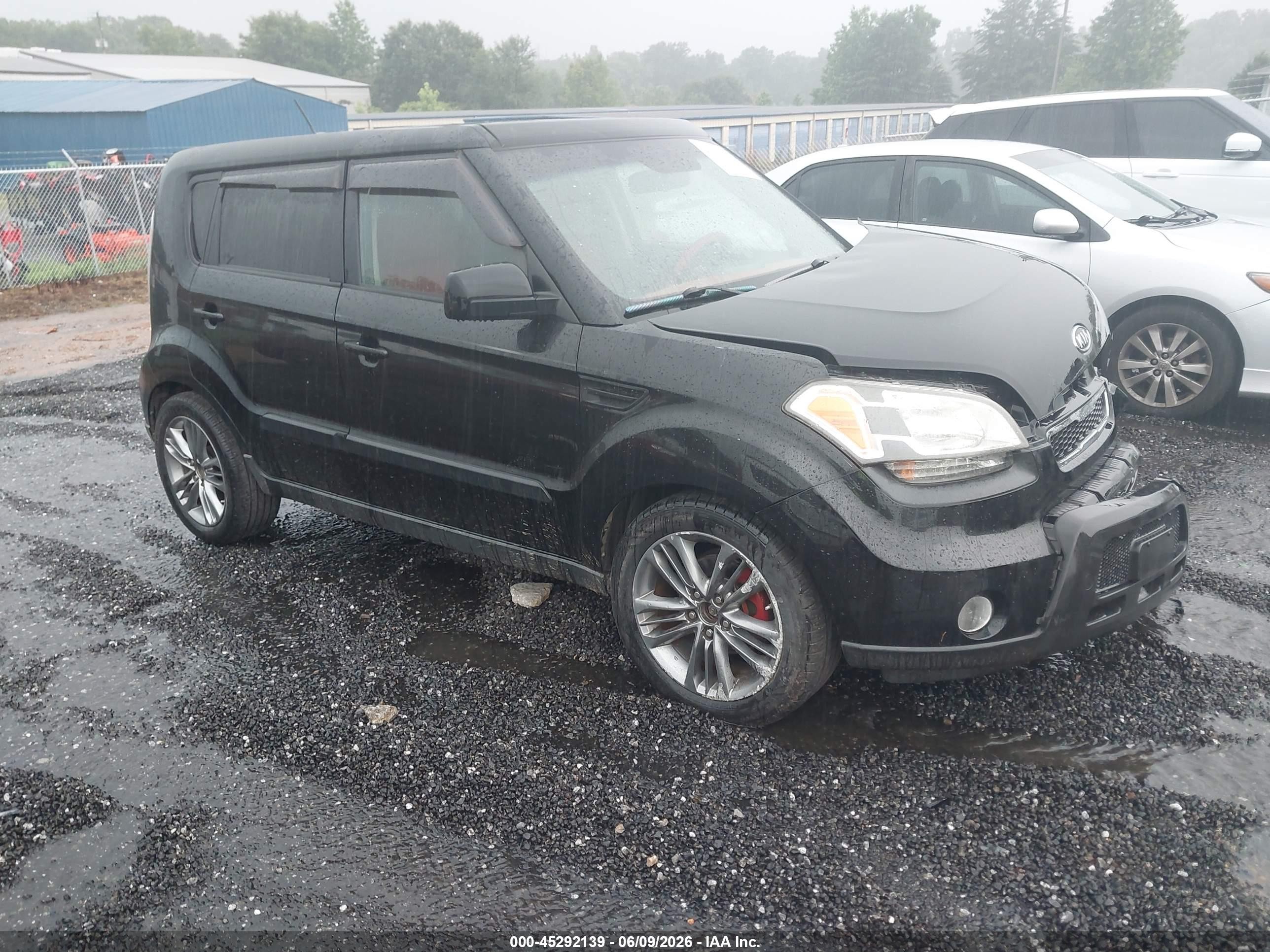 2011 Kia Soul Sport Black vin: KNDJT2A26B7732716
