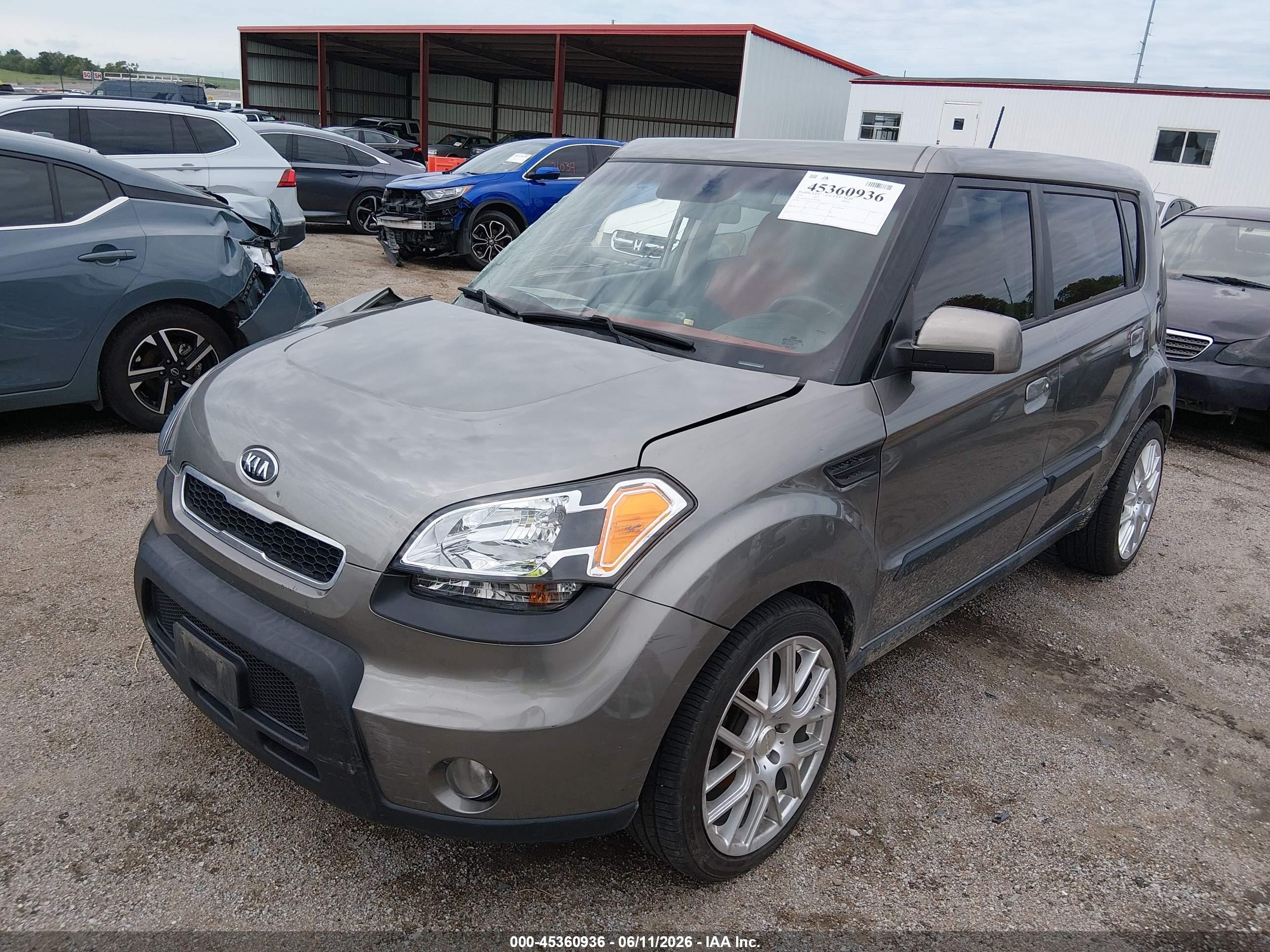 2010 Kia Soul Sport Silver vin: KNDJT2A27A7029897
