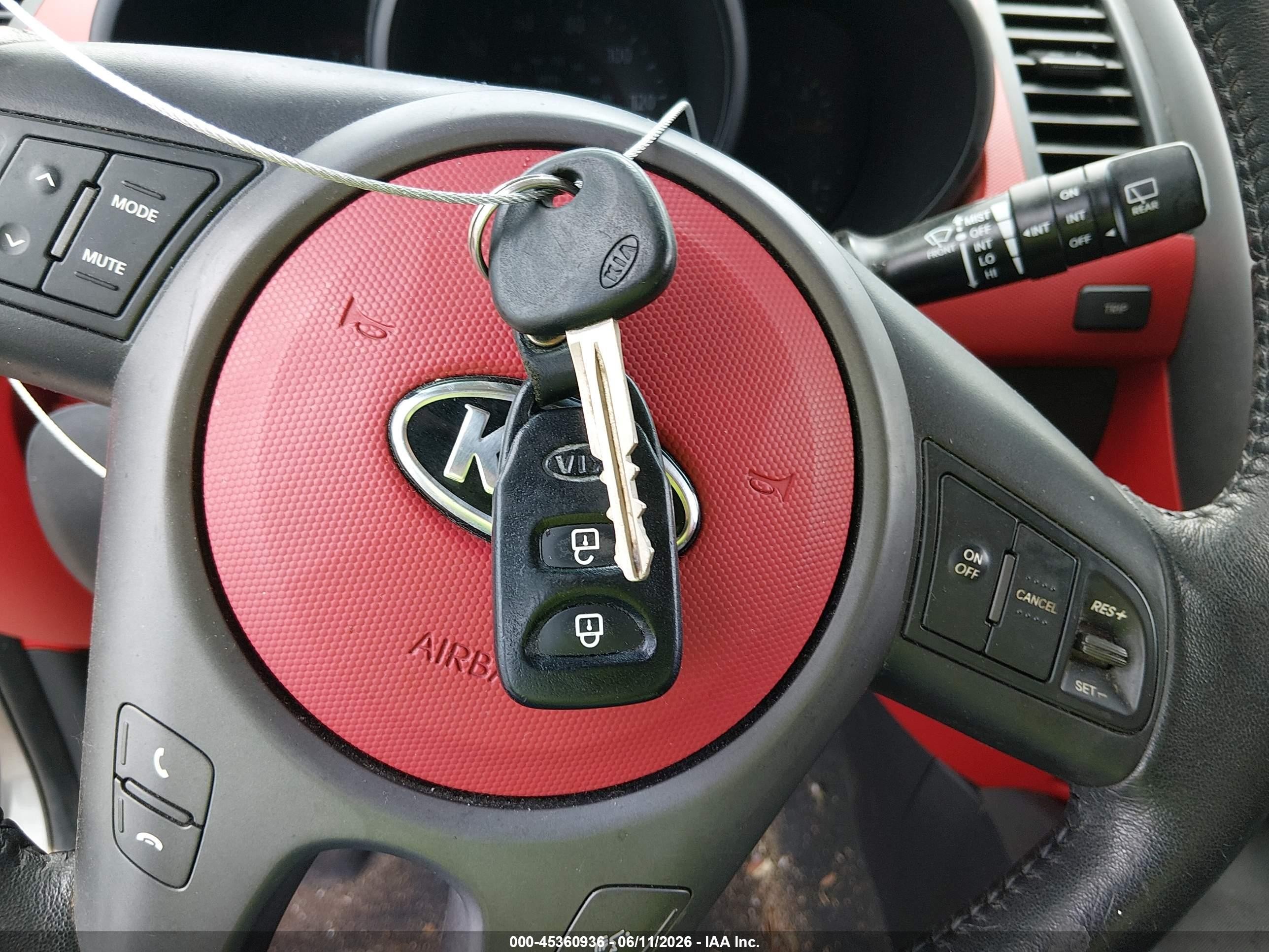 2010 Kia Soul Sport Silver vin: KNDJT2A27A7029897