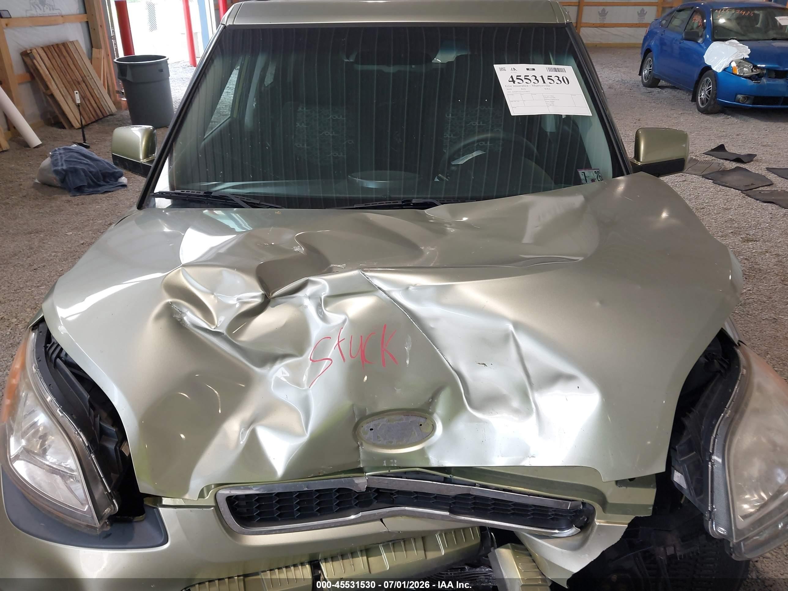 2010 Kia Soul + Green vin: KNDJT2A27A7170677
