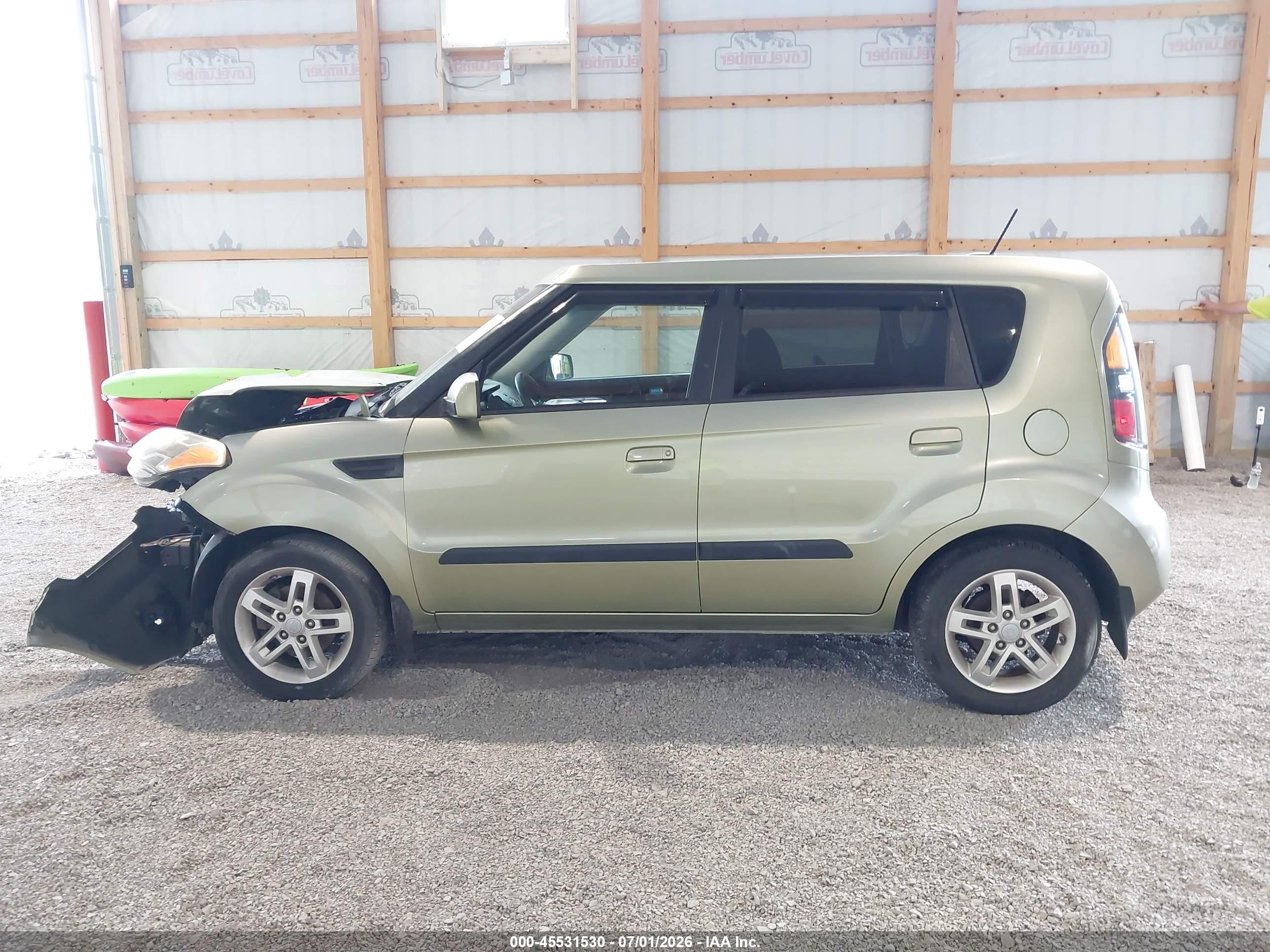 2010 Kia Soul + Green vin: KNDJT2A27A7170677