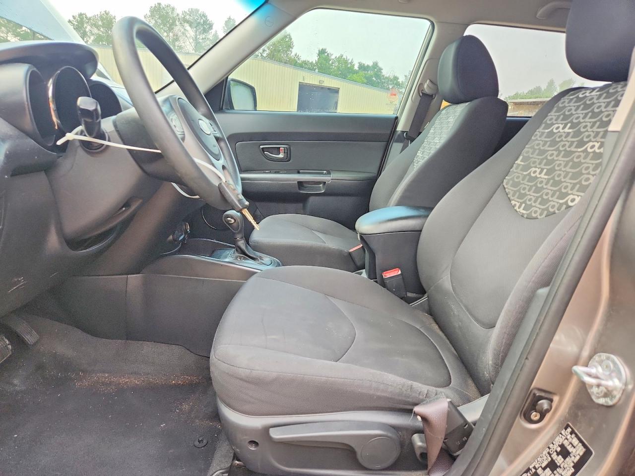 2011 Kia Soul + Gray vin: KNDJT2A27B7259943