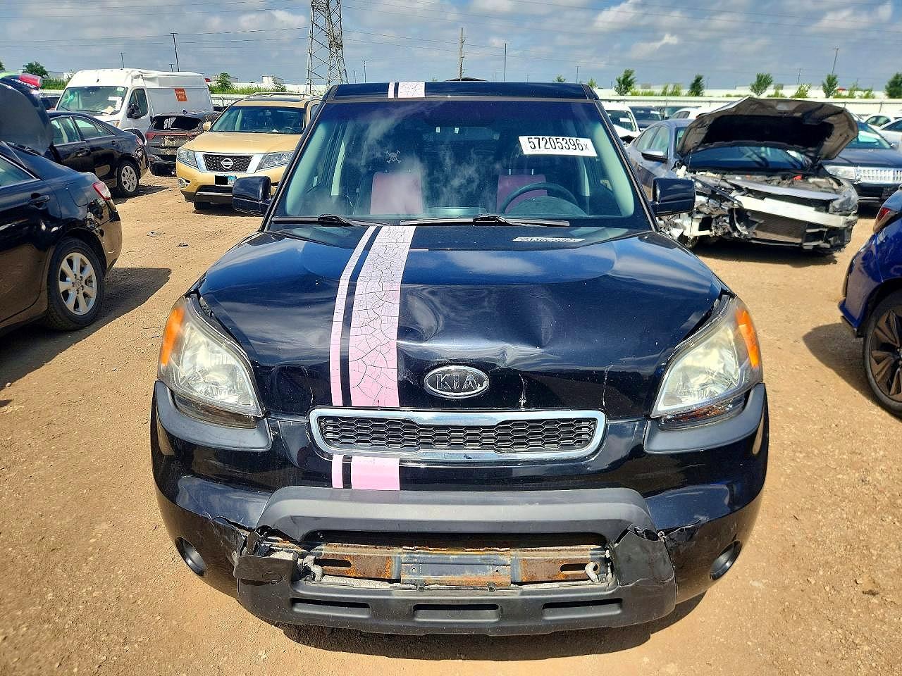 2011 Kia Soul + Black vin: KNDJT2A27B7283255