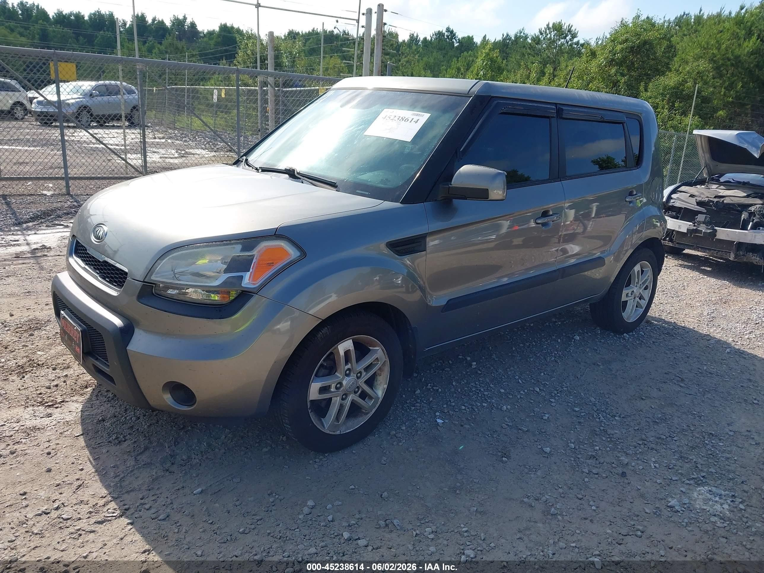 2011 Kia Soul + Gray vin: KNDJT2A27B7340540