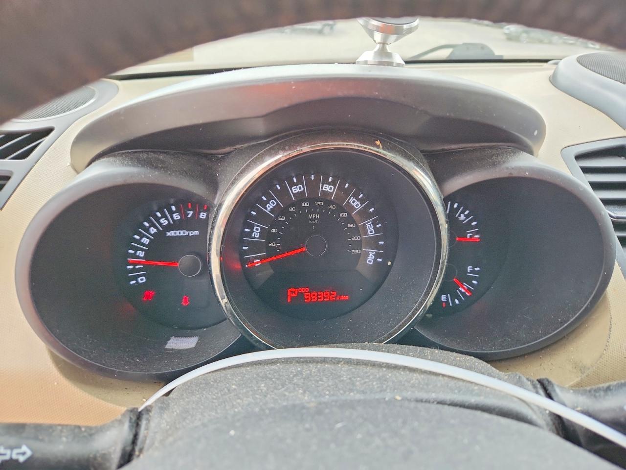 2011 Kia Soul ! Бежевый vin: KNDJT2A27B7713561