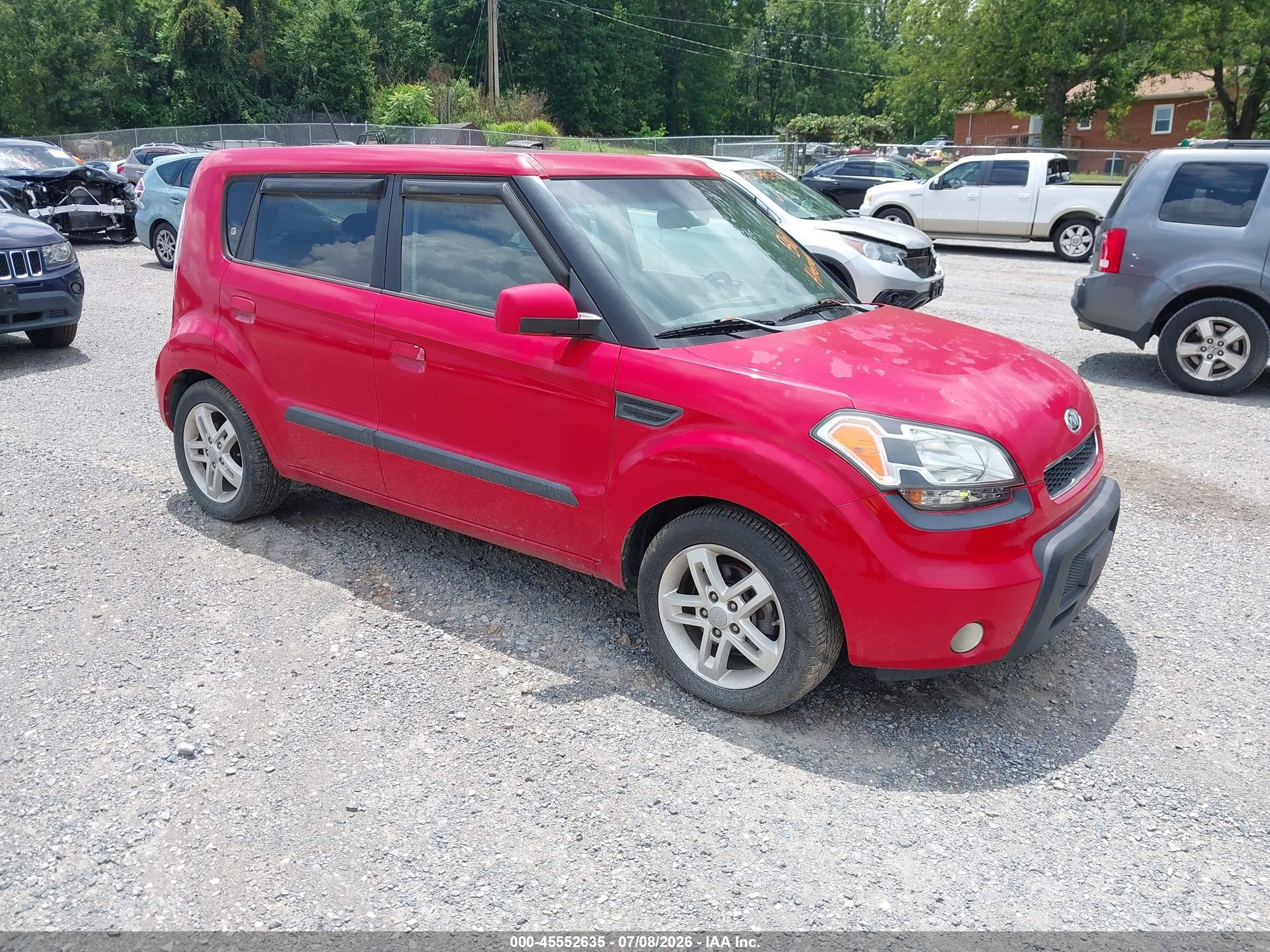 2010 Kia Soul + Красный vin: KNDJT2A28A7112447