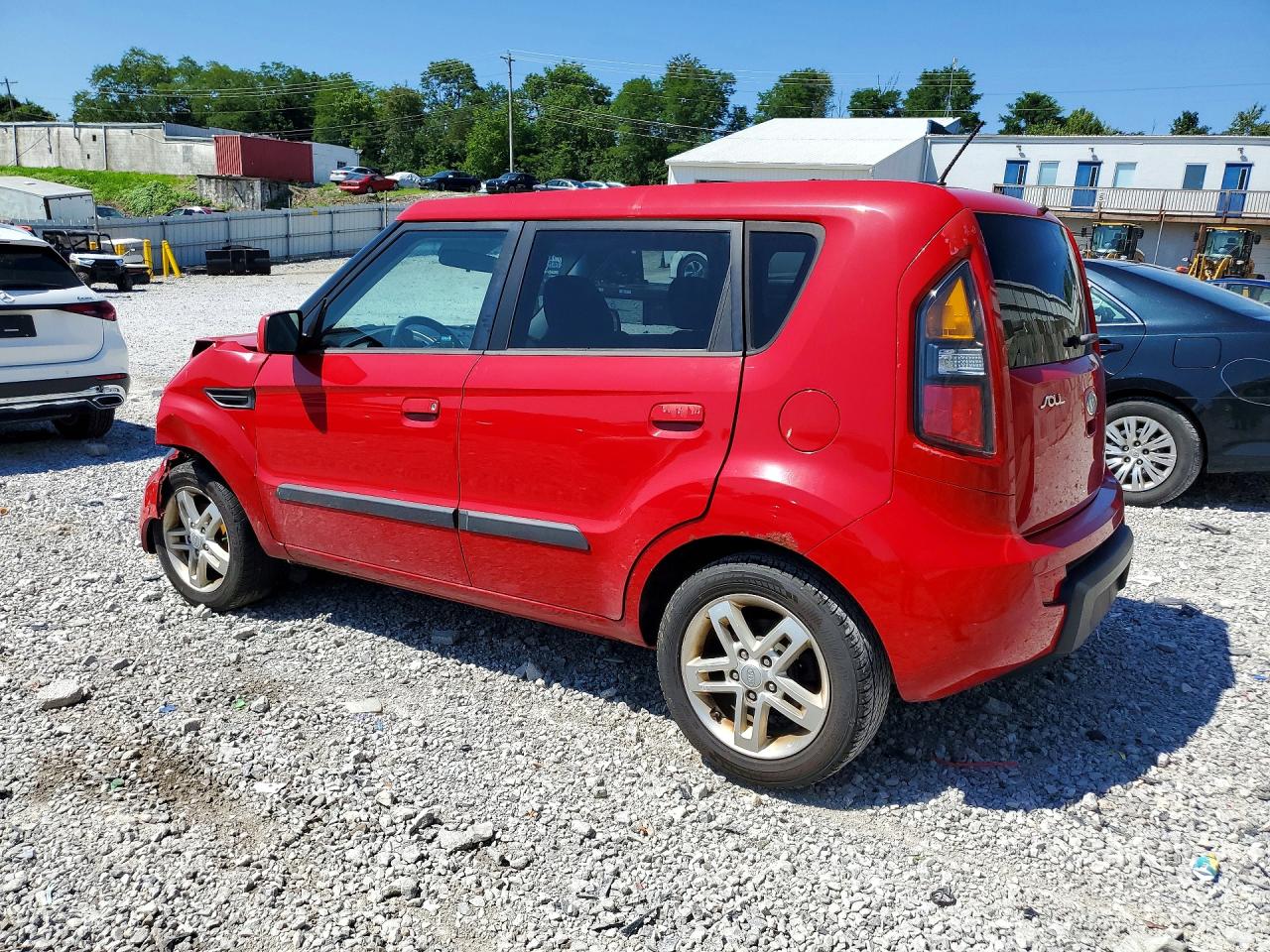 2010 Kia Soul + Красный vin: KNDJT2A28A7116708