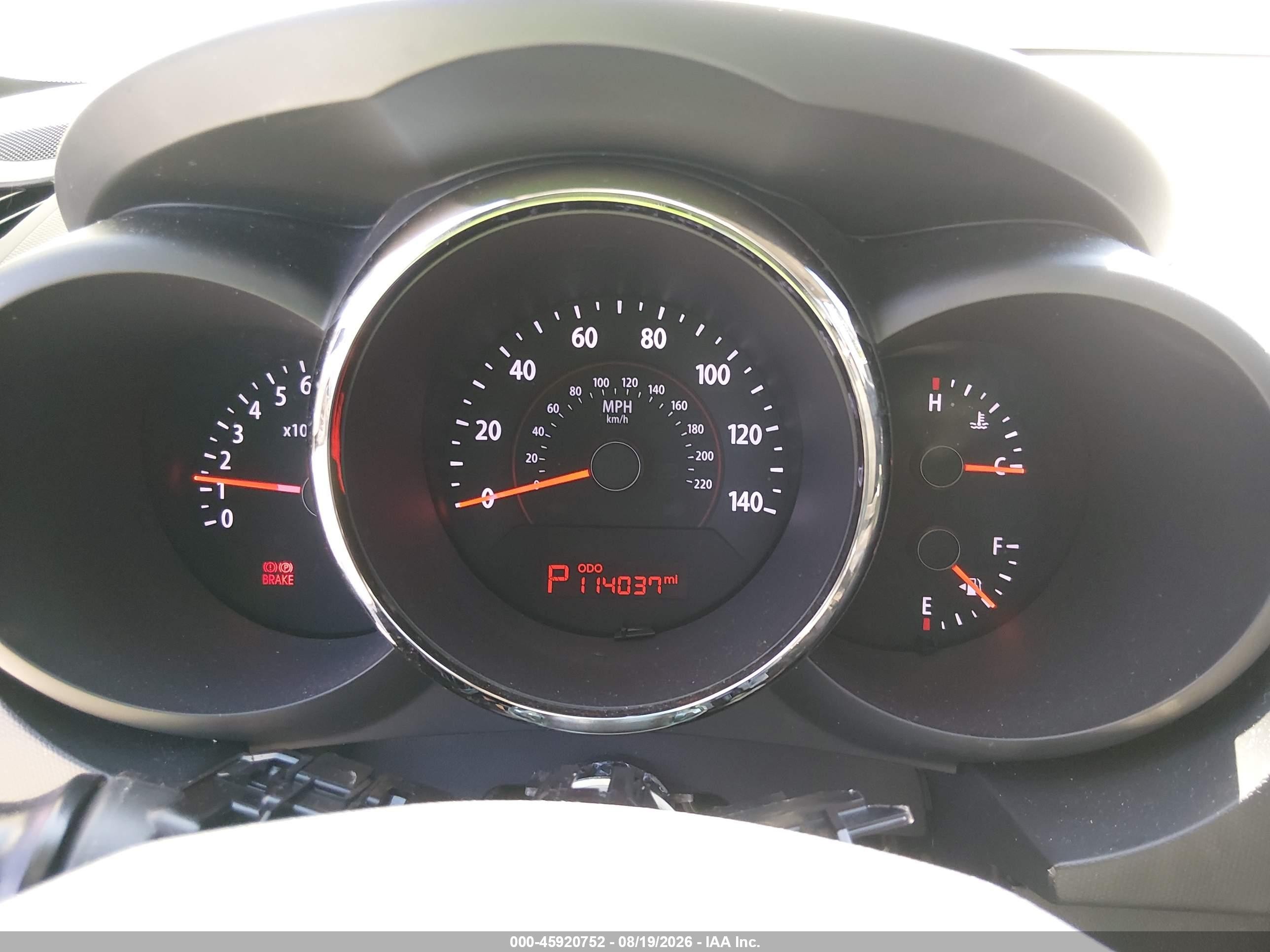2010 Kia Soul + Red vin: KNDJT2A28A7146159