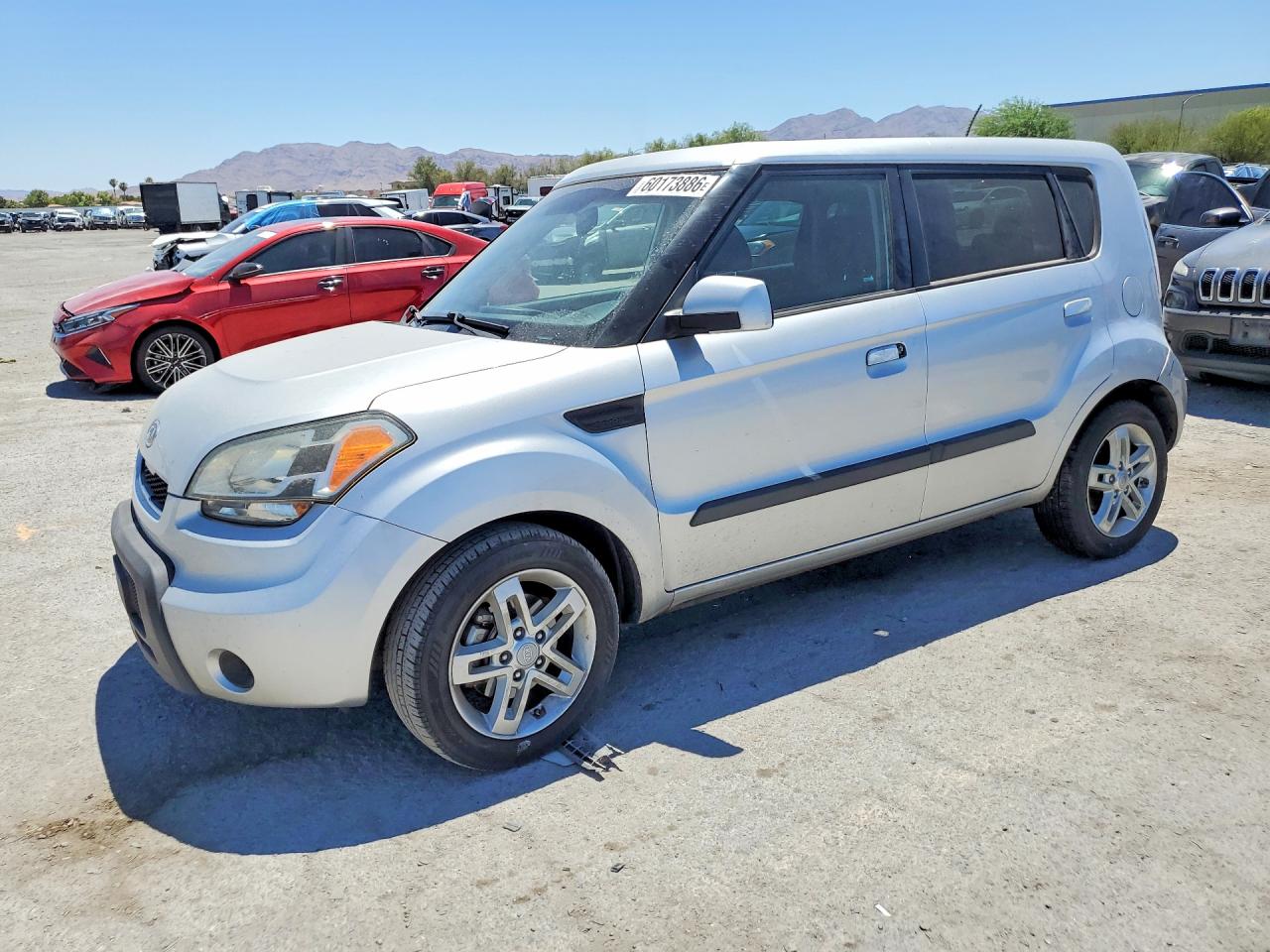 2010 Kia Soul + Silver vin: KNDJT2A28A7151233