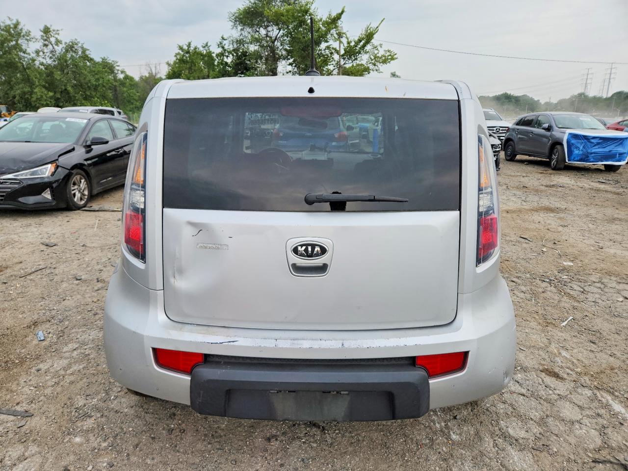 2010 Kia Soul + Silver vin: KNDJT2A28A7704270
