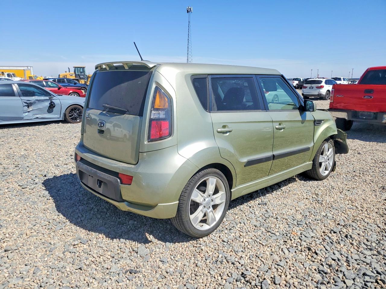 2011 Kia Soul ! Зеленый vin: KNDJT2A28B7201209