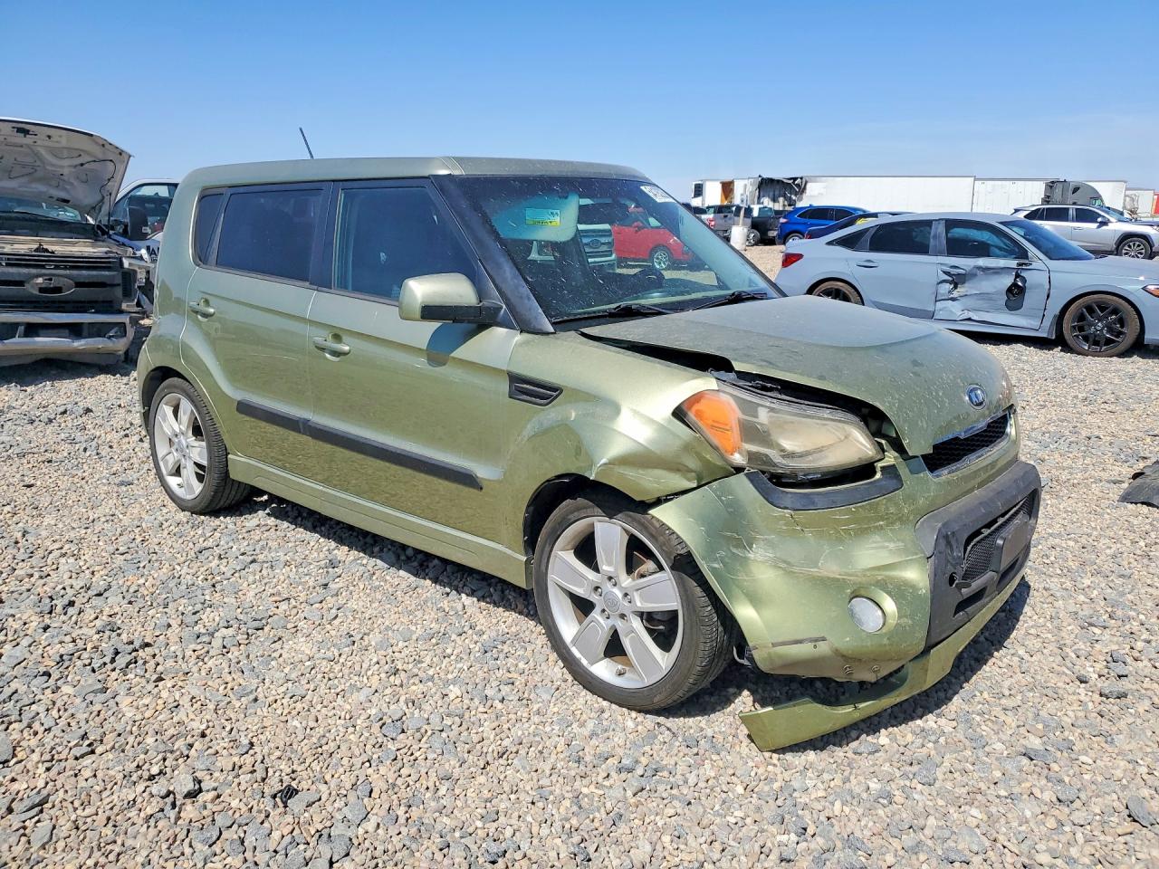 2011 Kia Soul ! Зеленый vin: KNDJT2A28B7201209