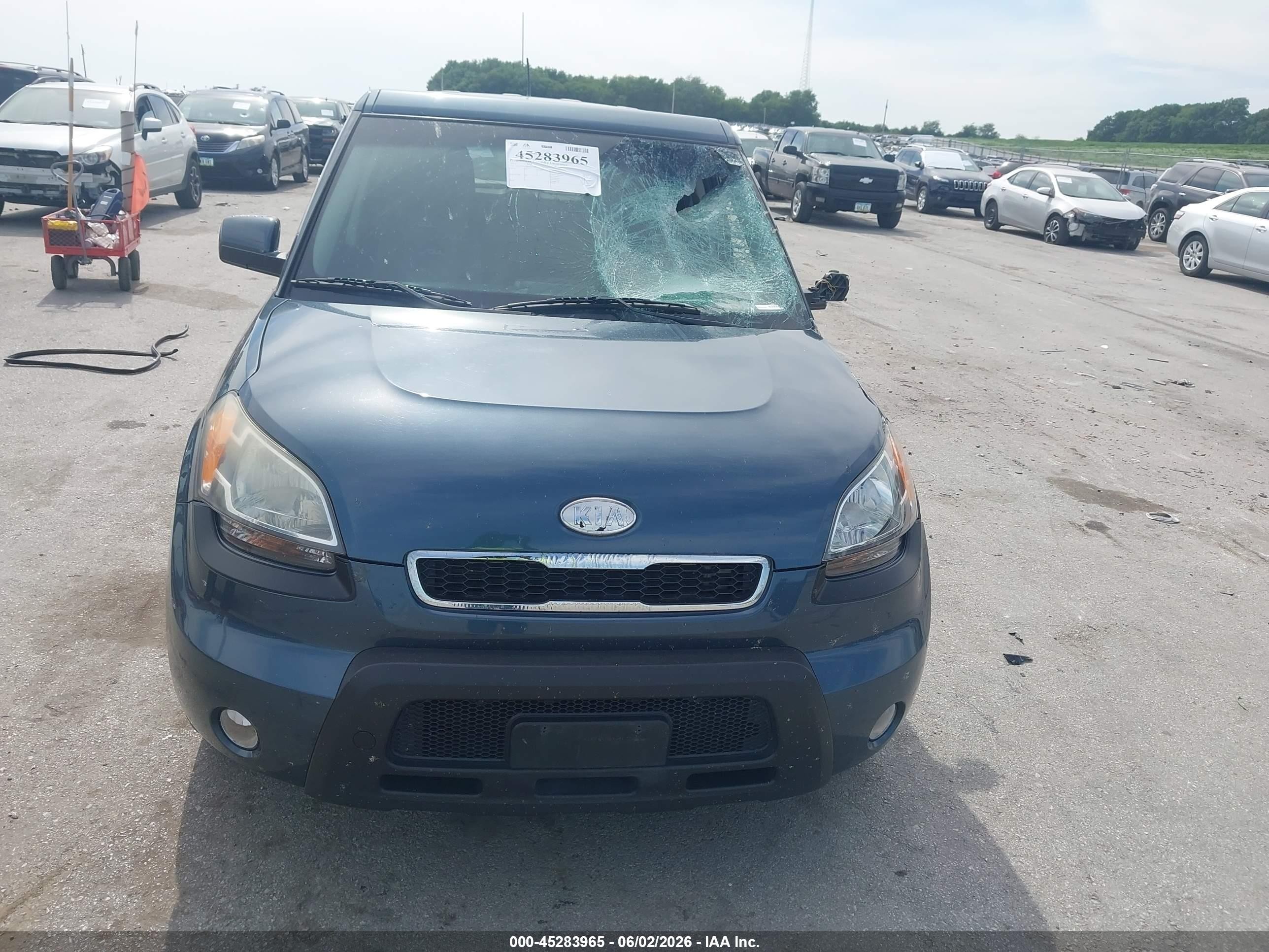 2011 Kia Soul + Синий vin: KNDJT2A28B7203655