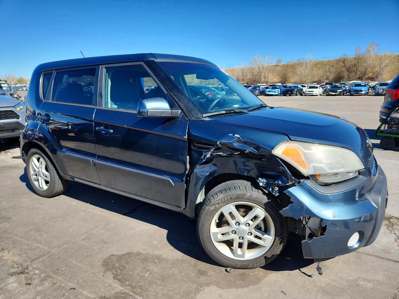 2011 Kia Soul + Teal vin: KNDJT2A28B7213280