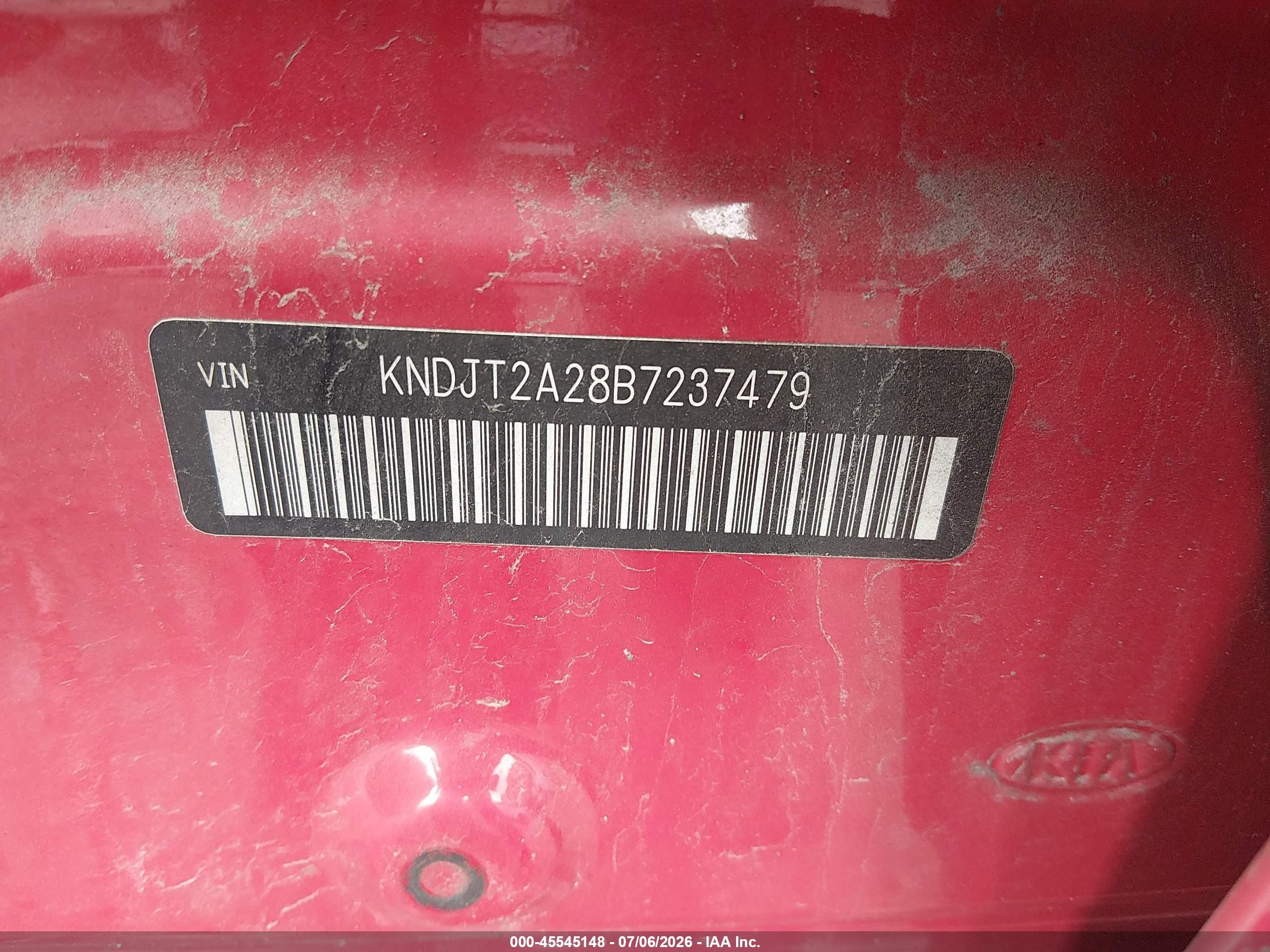2011 Kia Soul + Red vin: KNDJT2A28B7237479