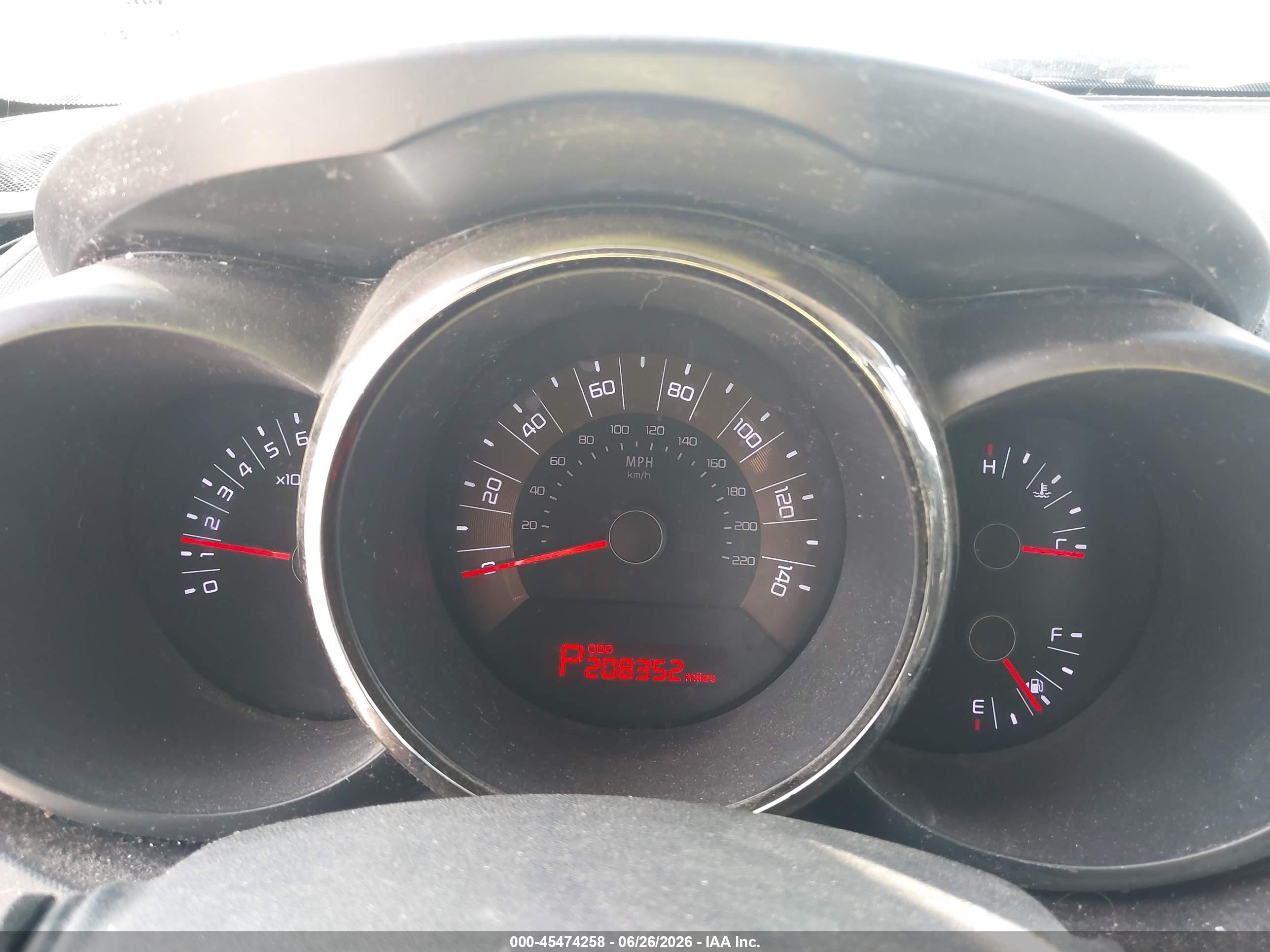 2011 Kia Soul + Red vin: KNDJT2A28B7239037