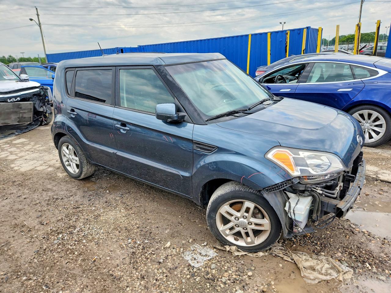 2011 Kia Soul + Gray vin: KNDJT2A28B7313637