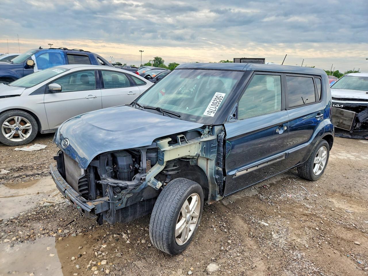 2011 Kia Soul + Gray vin: KNDJT2A28B7313637