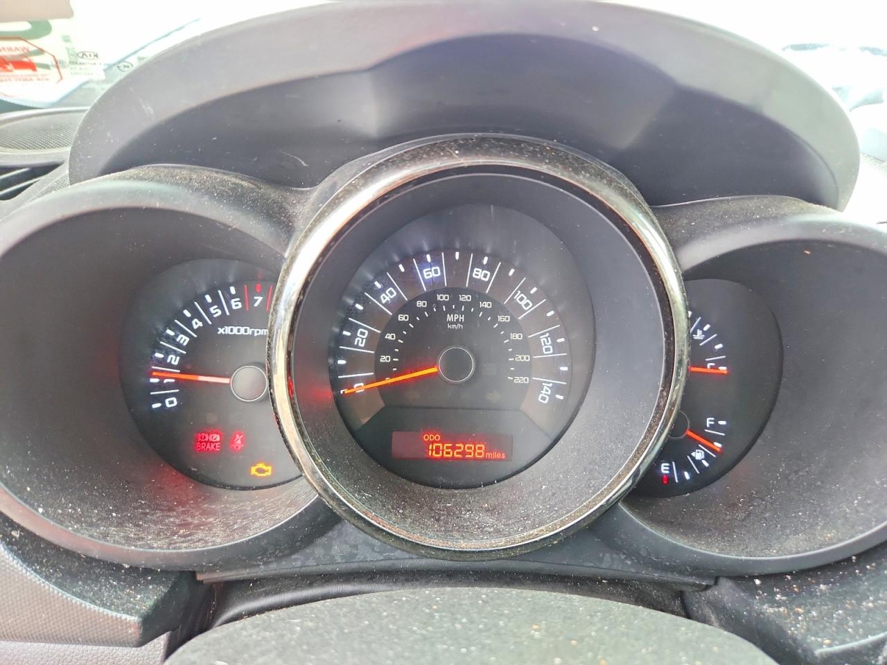 2011 Kia Soul + Gray vin: KNDJT2A28B7313637