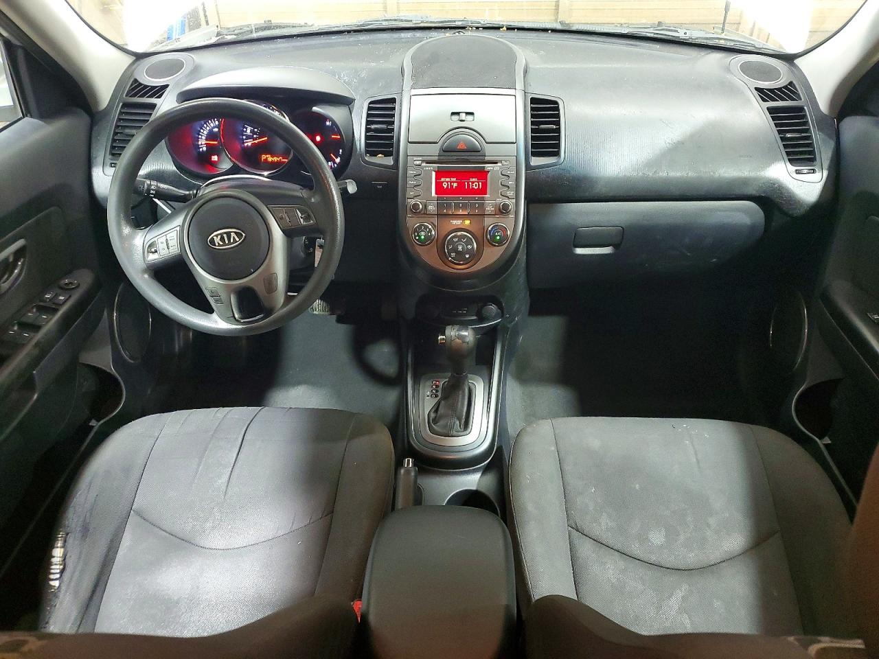 2011 Kia Soul + Silver vin: KNDJT2A28B7717019
