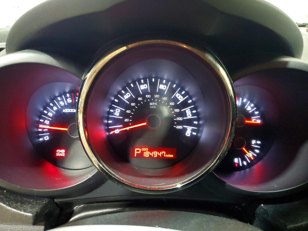 2011 Kia Soul + Silver vin: KNDJT2A28B7717019
