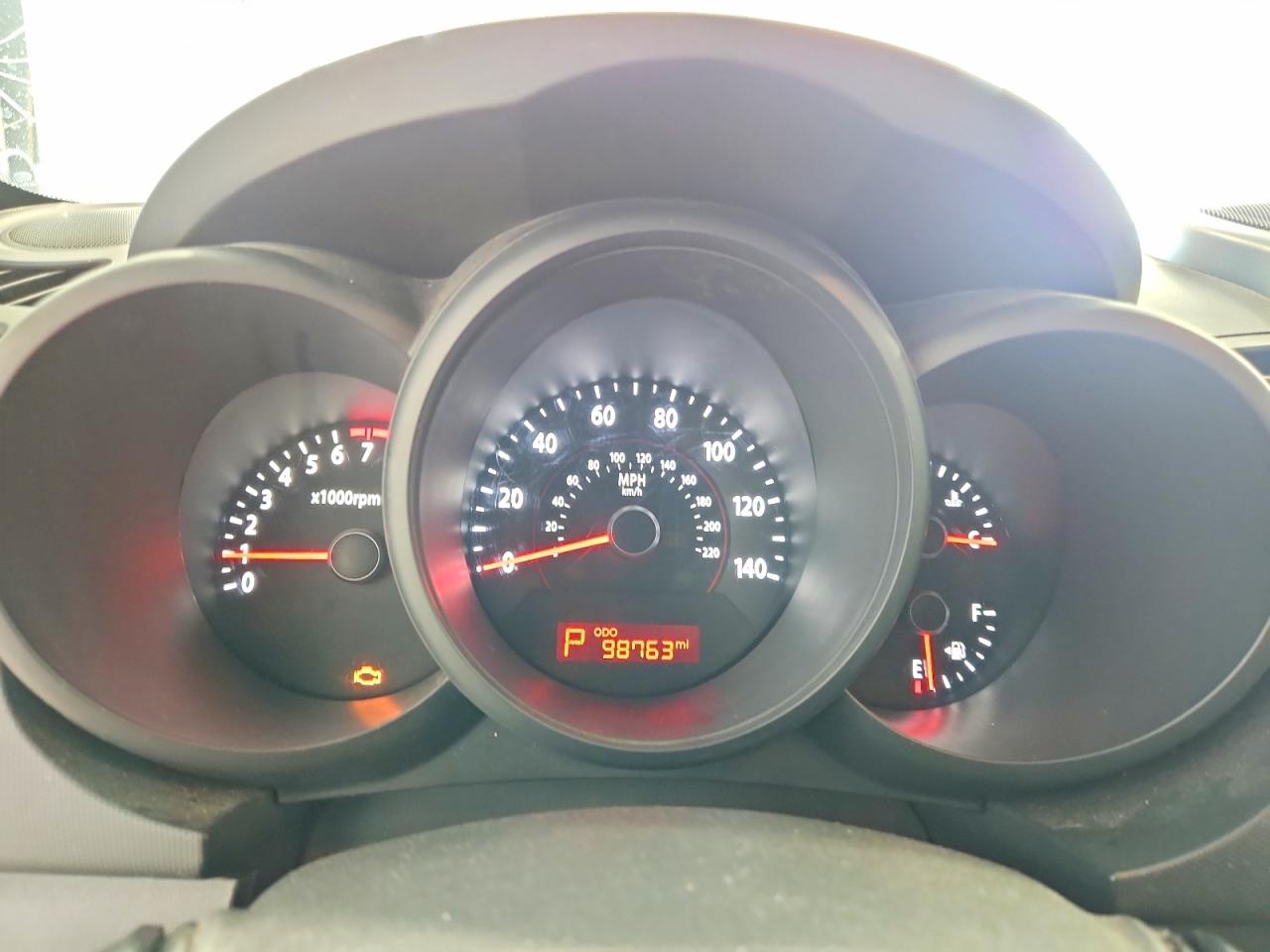 2010 Kia Soul + Gray vin: KNDJT2A29A7061735