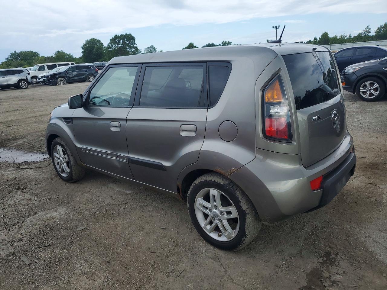 2010 Kia Soul + Gray vin: KNDJT2A29A7118659