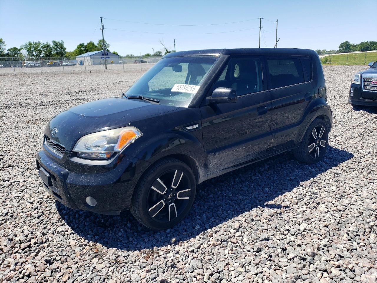 2010 Kia Soul + Black vin: KNDJT2A29A7125367