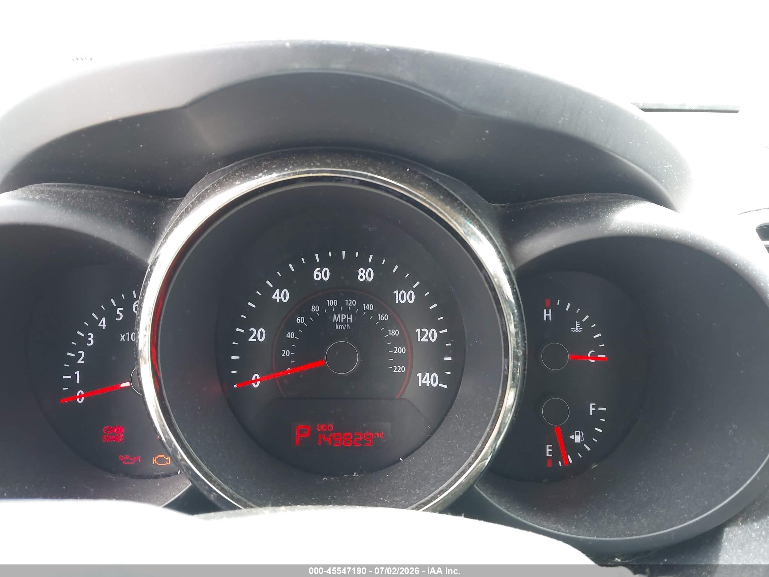 2010 Kia Soul + Black vin: KNDJT2A29A7125675