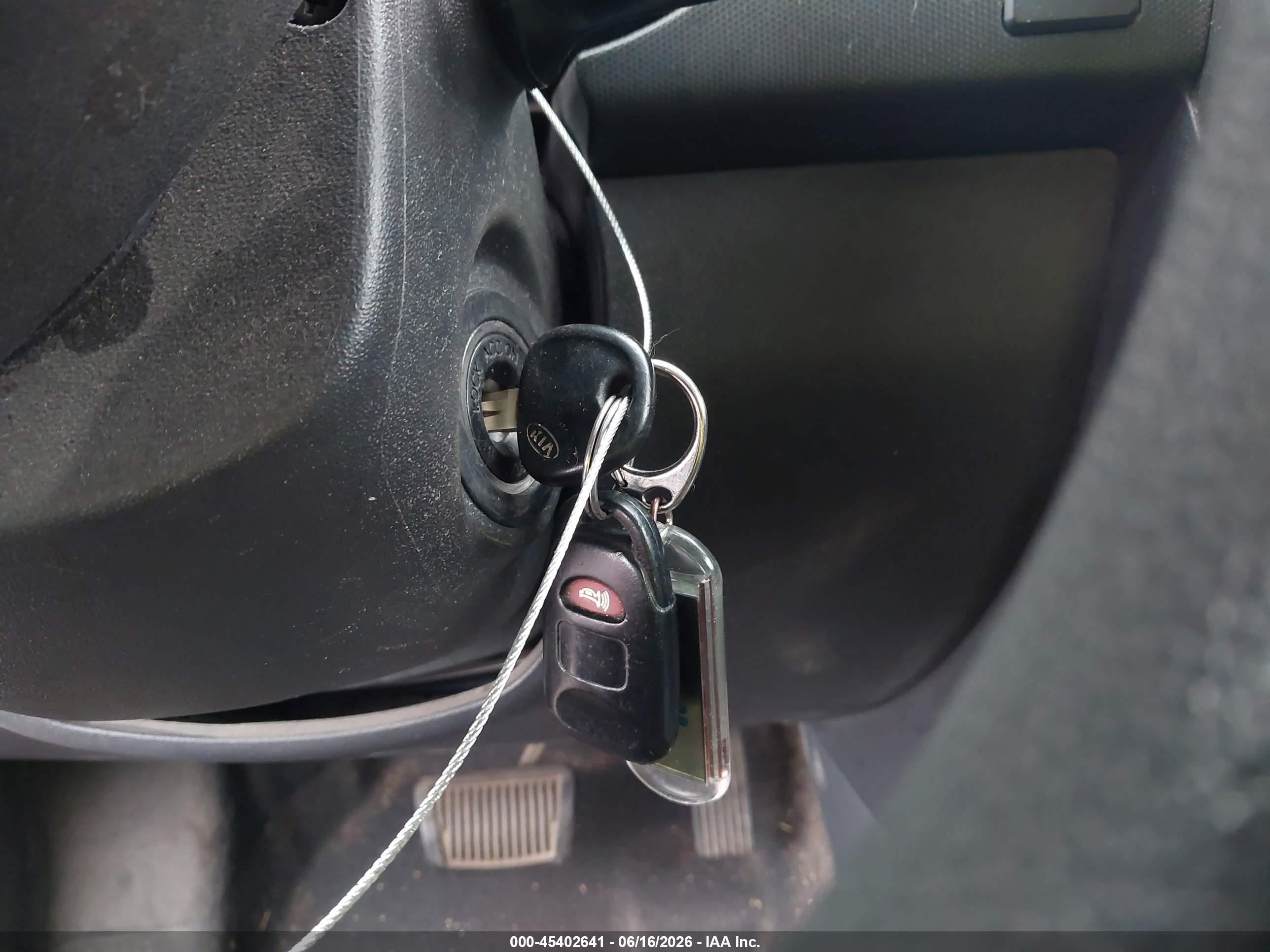 2010 Kia Soul + Gray vin: KNDJT2A29A7125966