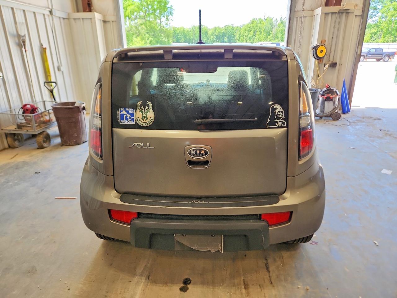 2010 Kia Soul + Gray vin: KNDJT2A29A7178294