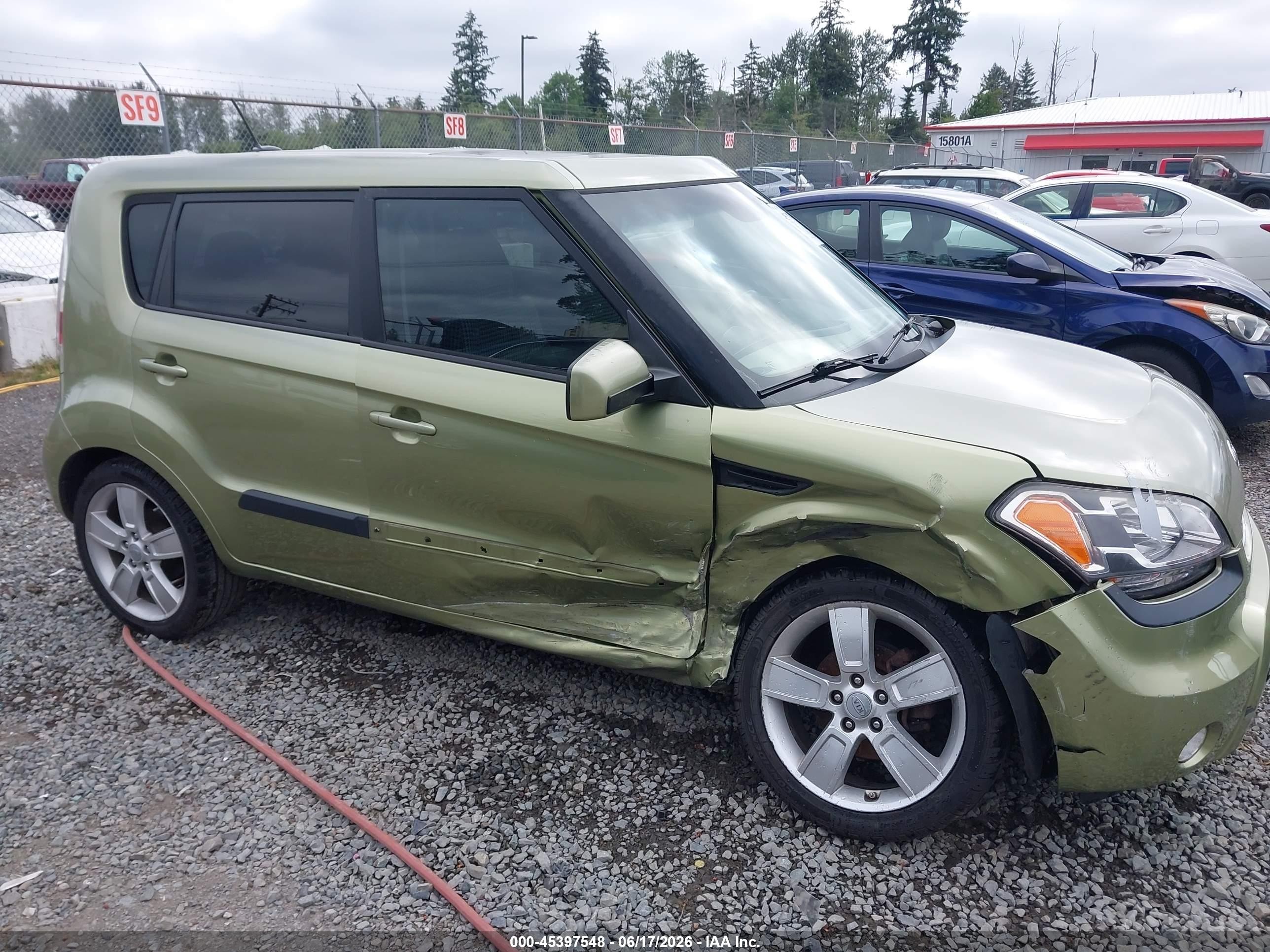 2011 Kia Soul ! Green vin: KNDJT2A29B7234106