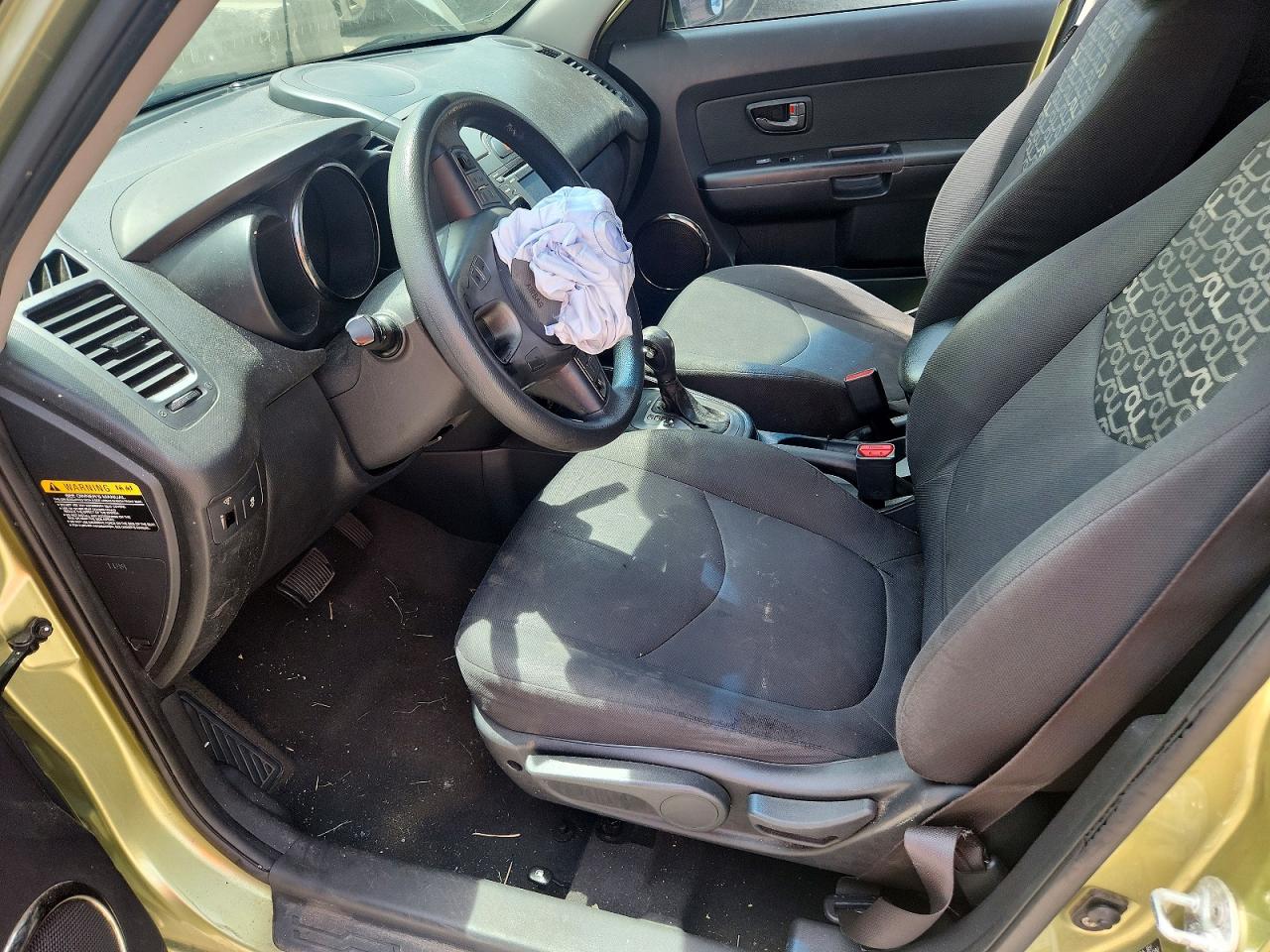 2011 Kia Soul + Green vin: KNDJT2A29B7256767