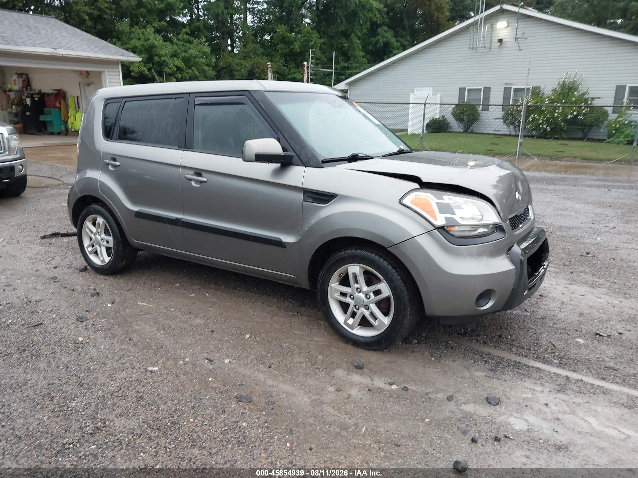 2011 Kia Soul + Gray vin: KNDJT2A29B7323187