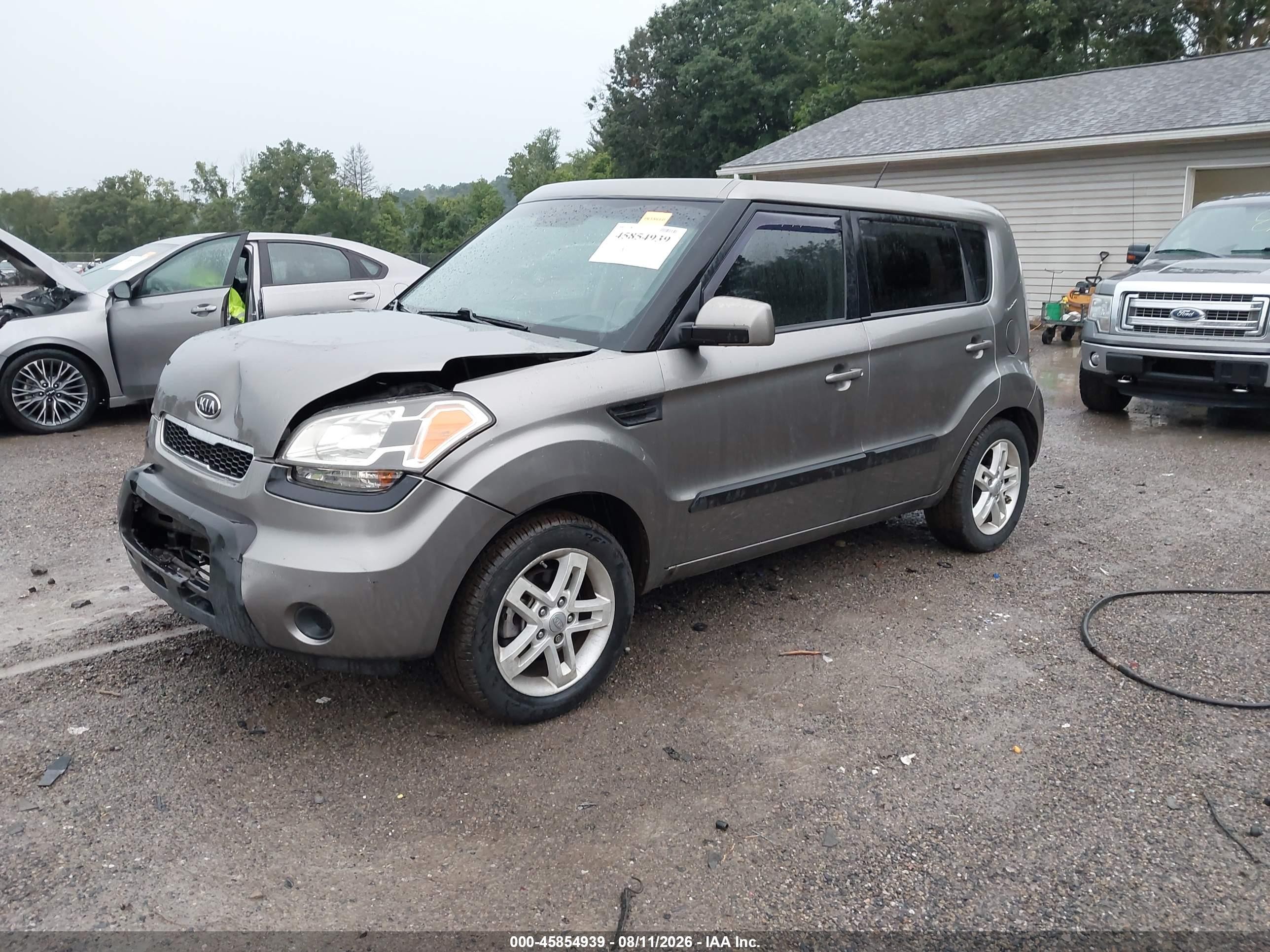 2011 Kia Soul + Серый vin: KNDJT2A29B7323187