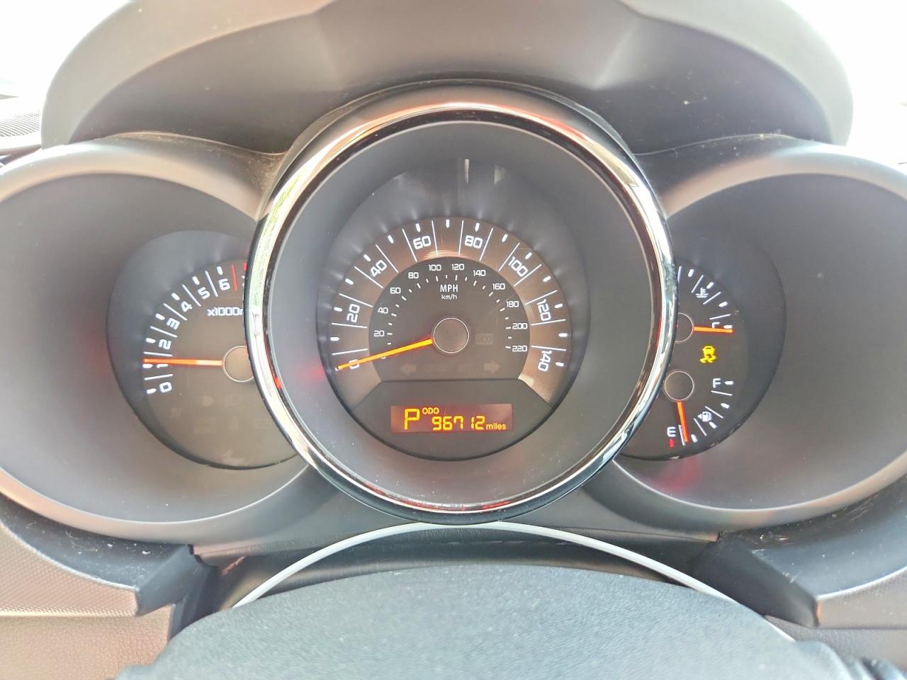 2011 Kia Soul + Turquoise vin: KNDJT2A29B7332732