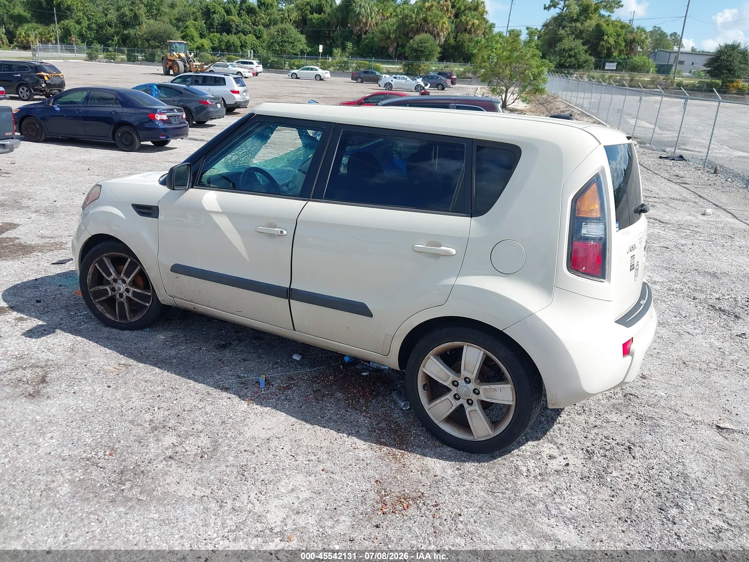 2011 Kia Soul ! Tan vin: KNDJT2A29B7346890