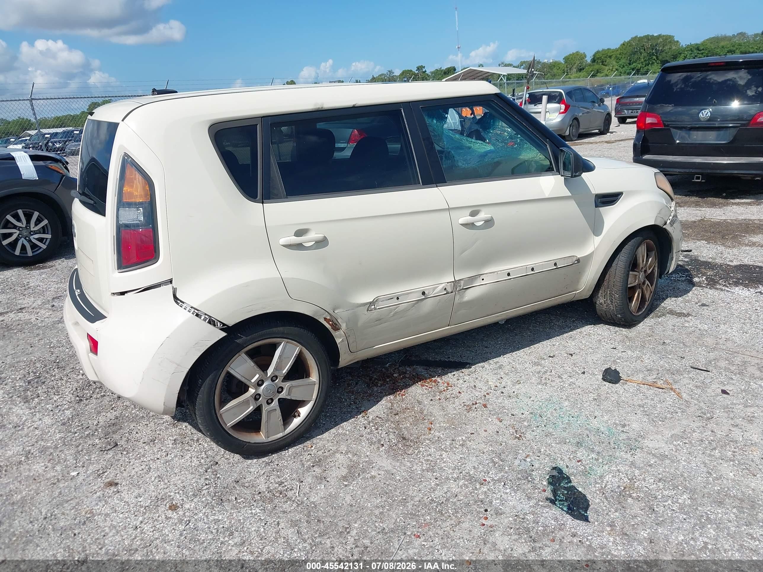 2011 Kia Soul ! Tan vin: KNDJT2A29B7346890