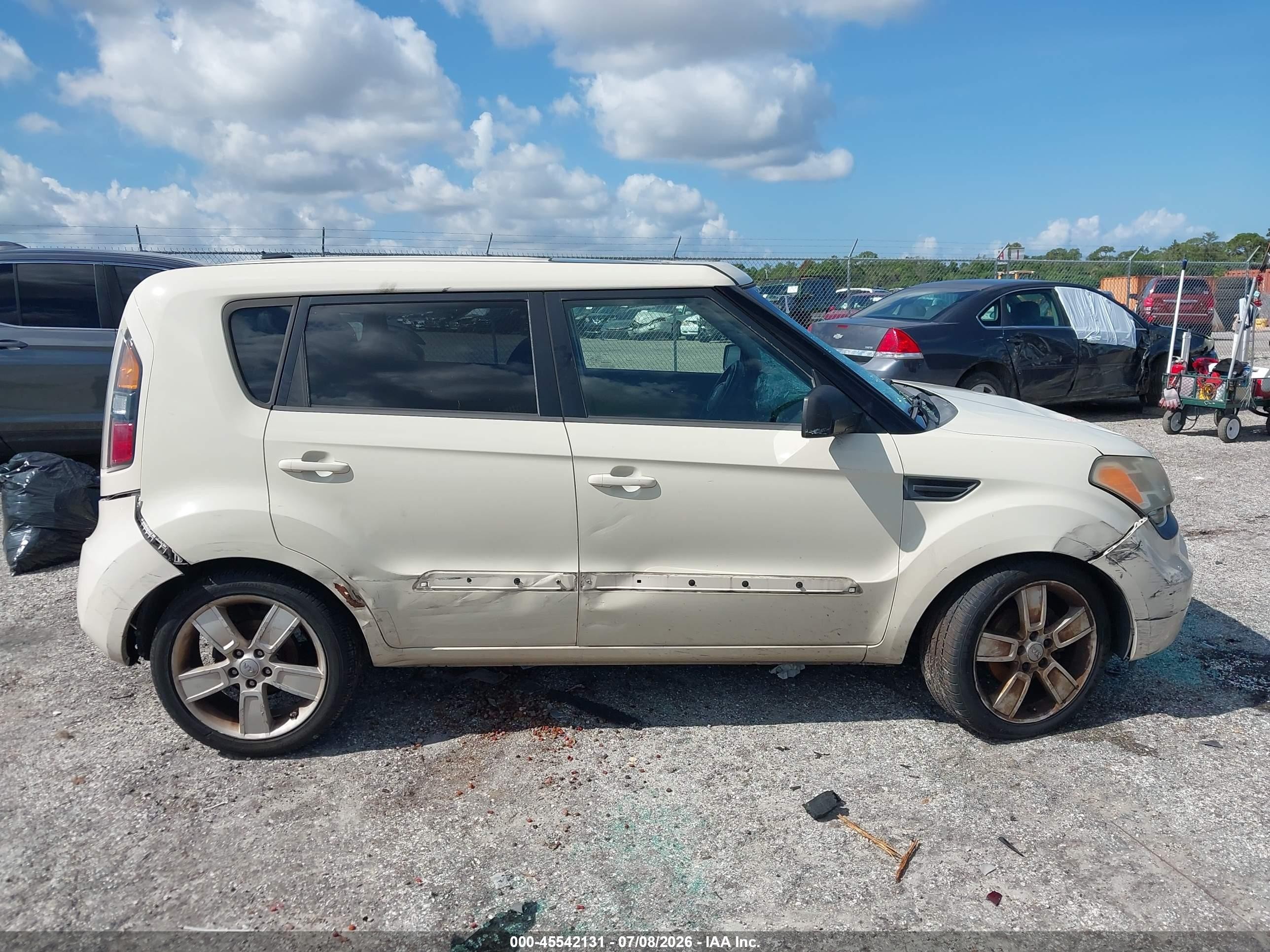 2011 Kia Soul ! Tan vin: KNDJT2A29B7346890