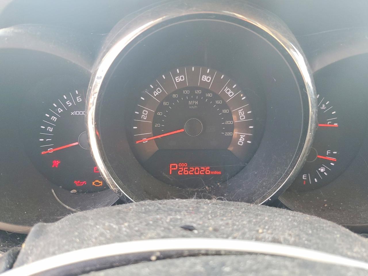 2011 Kia Soul + Серебряный vin: KNDJT2A29B7709799