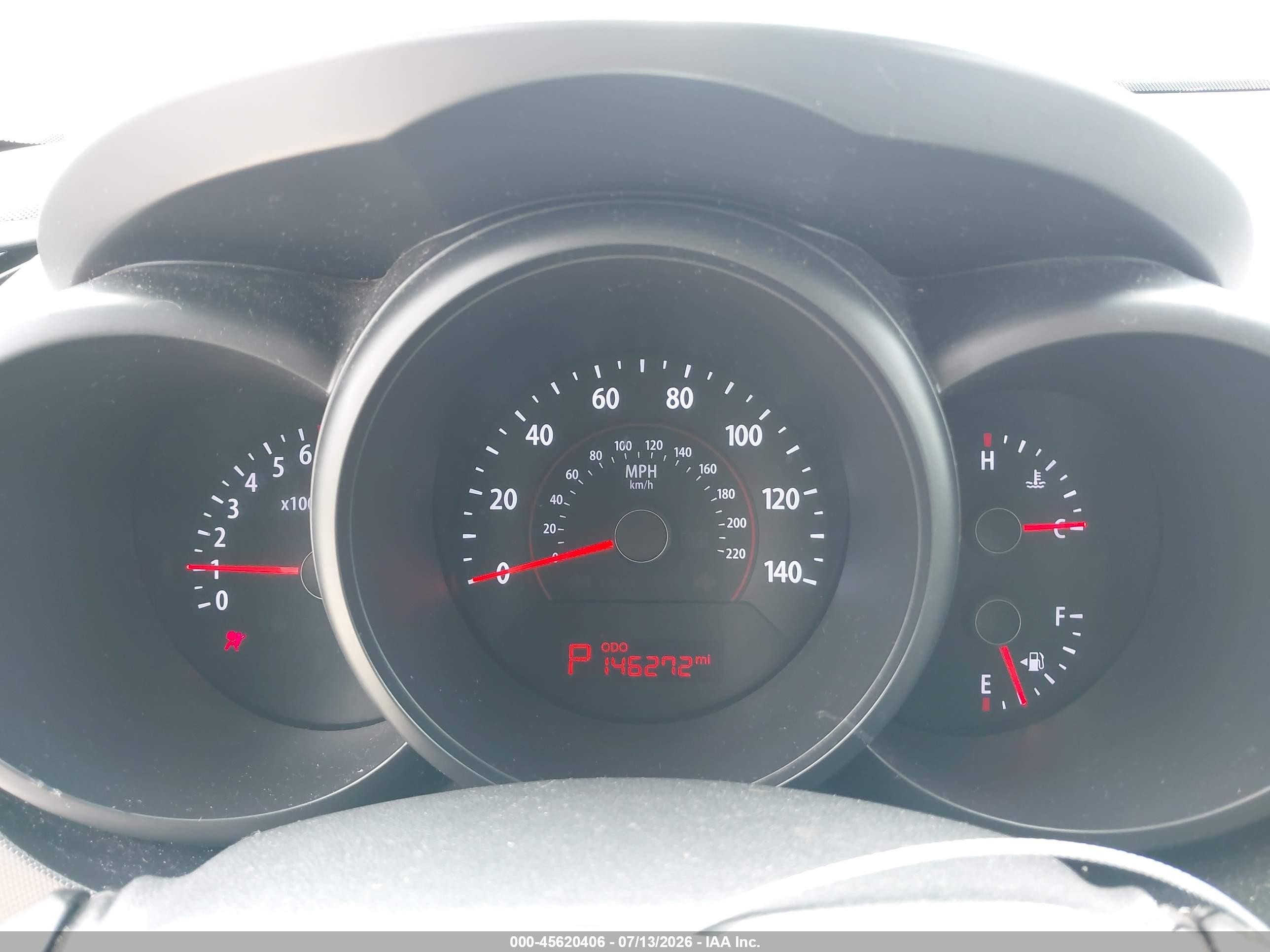 2010 Kia Soul + Red vin: KNDJT2A2XA7095618