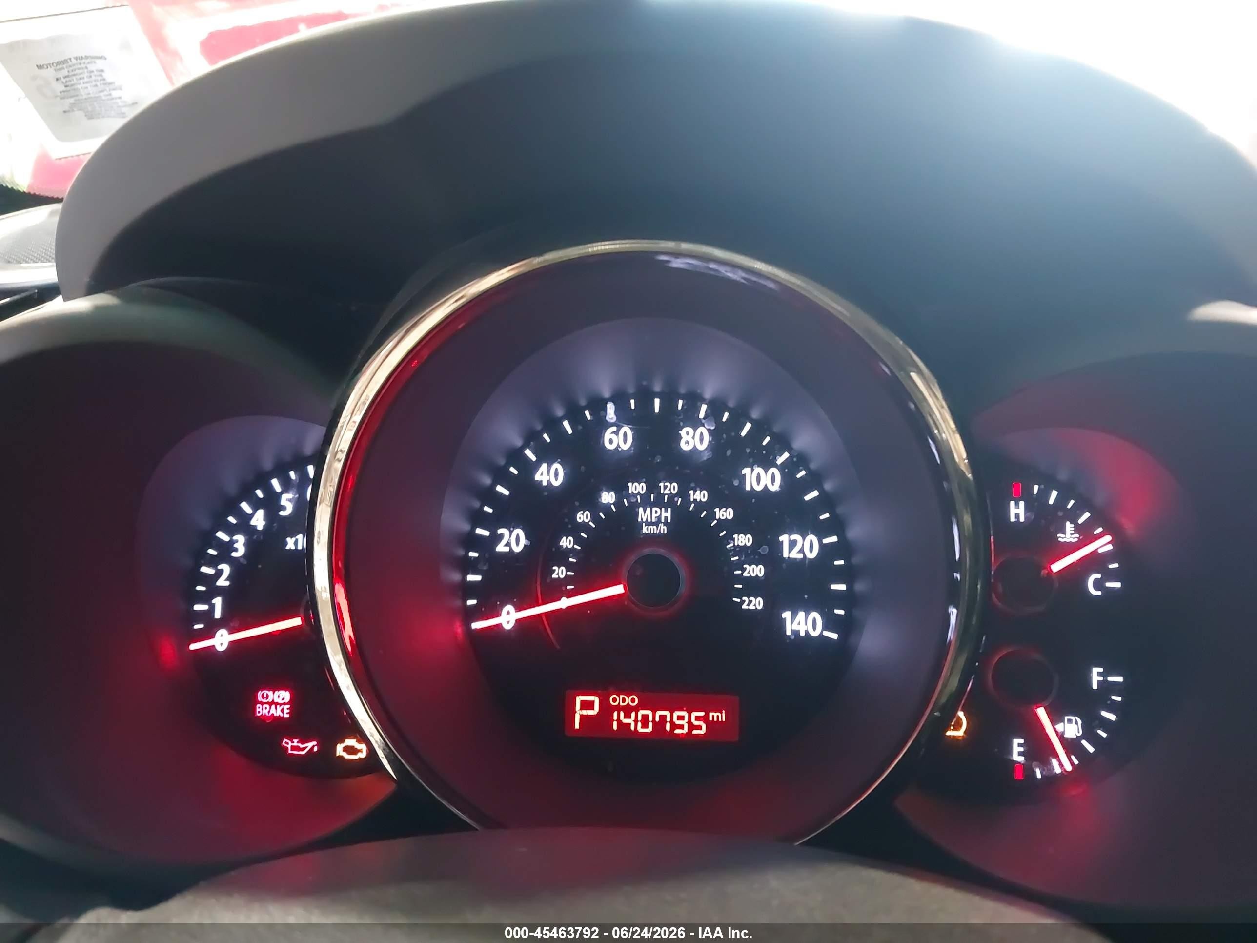 2010 Kia Soul + Red vin: KNDJT2A2XA7108352