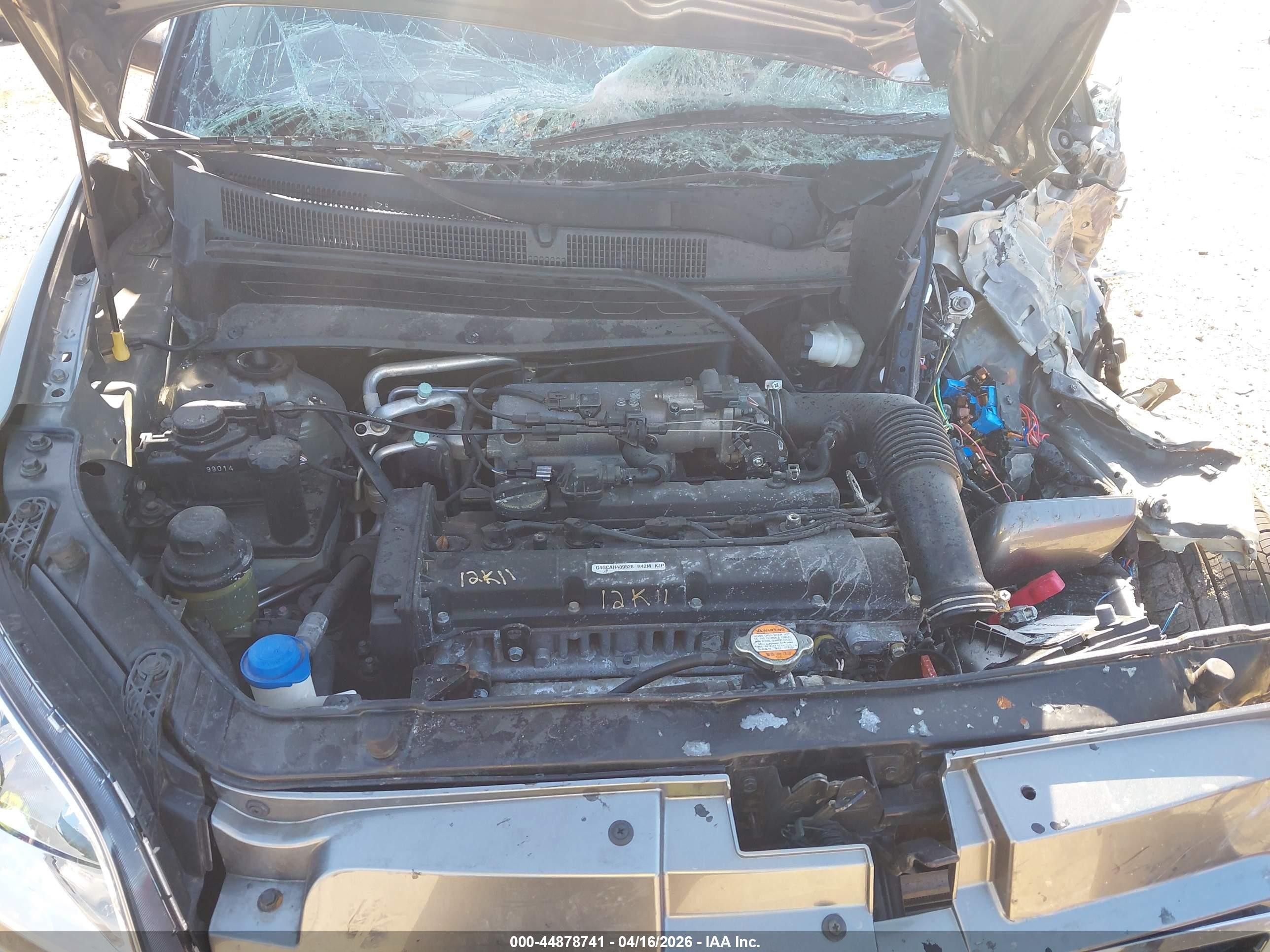 2010 Kia Soul + Gray vin: KNDJT2A2XA7115544
