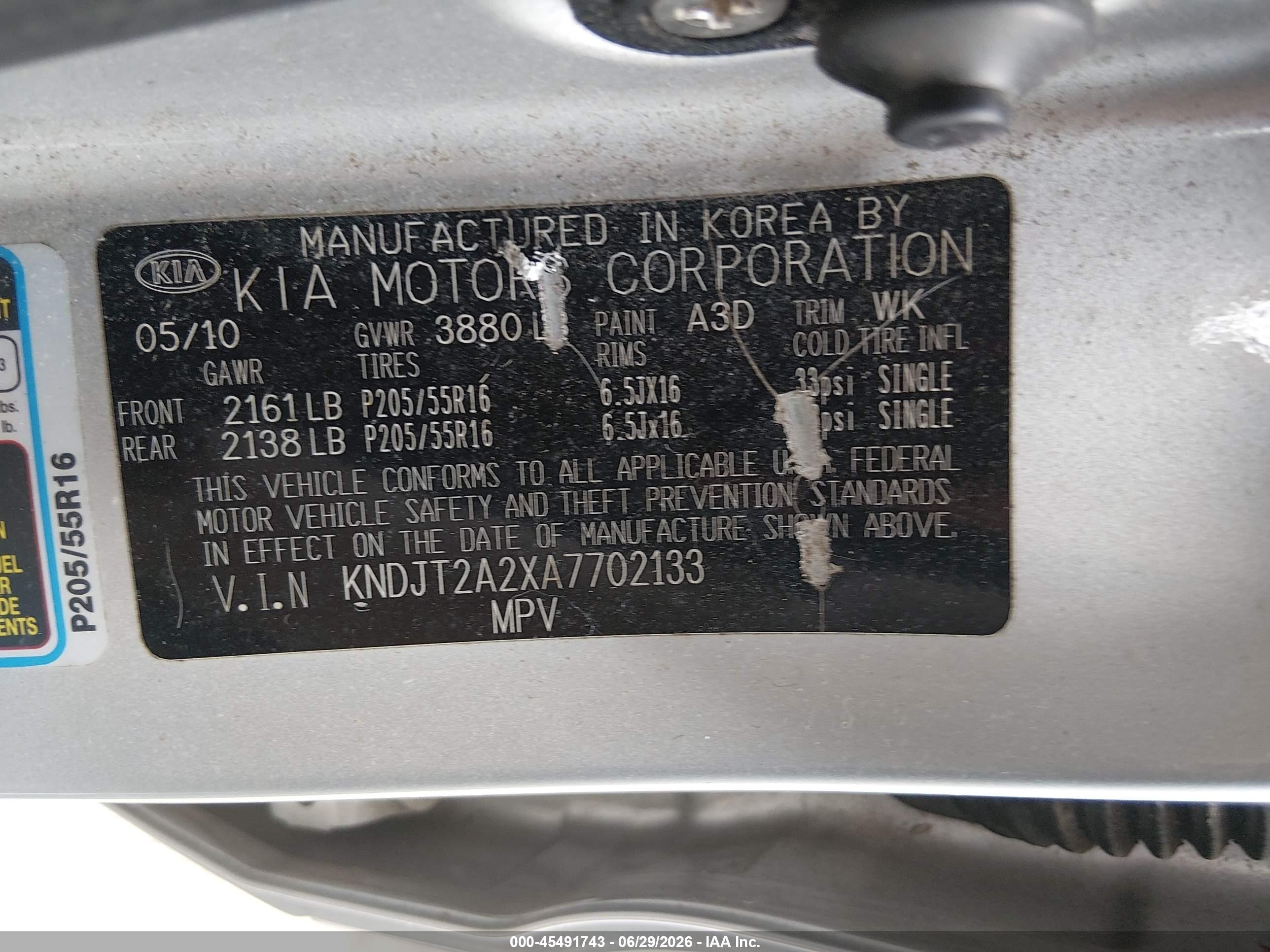 2010 Kia Soul + Silver vin: KNDJT2A2XA7702133
